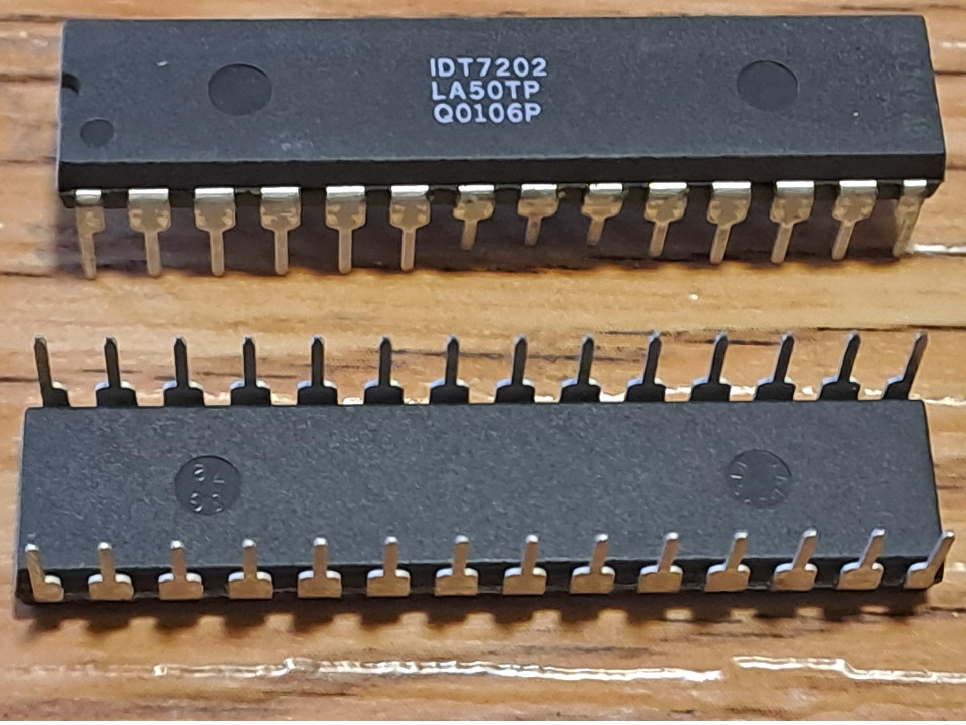 آی سی  FIFO ASYNCH 1KX9 IDT7202