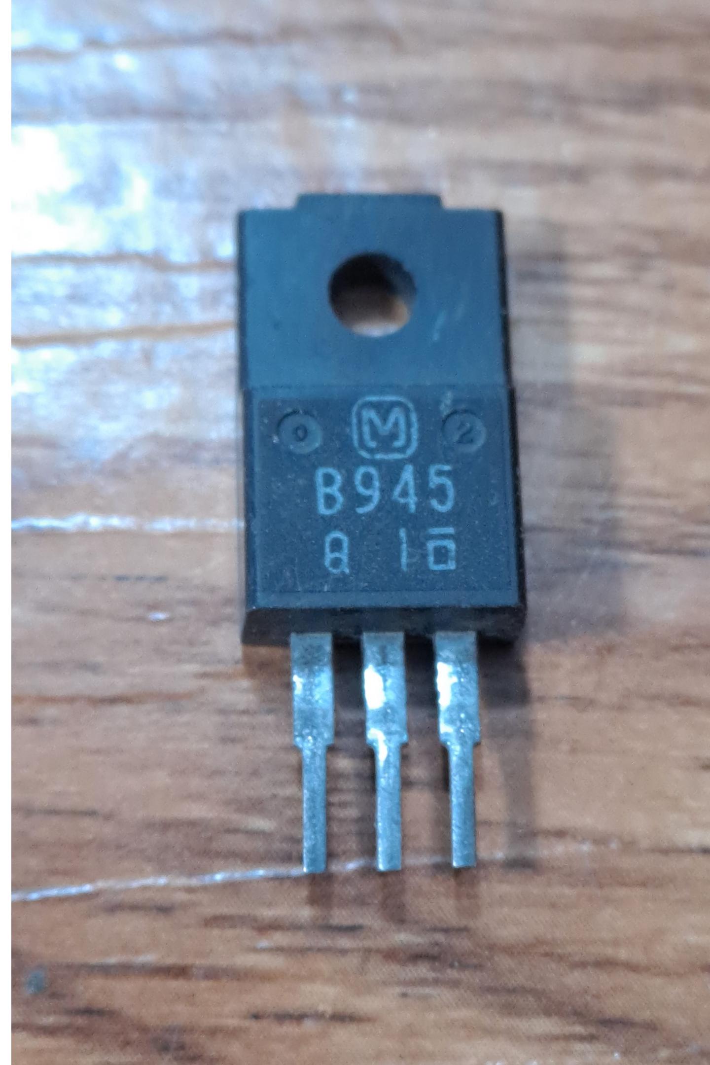 ترانزیستور B945 2SB945