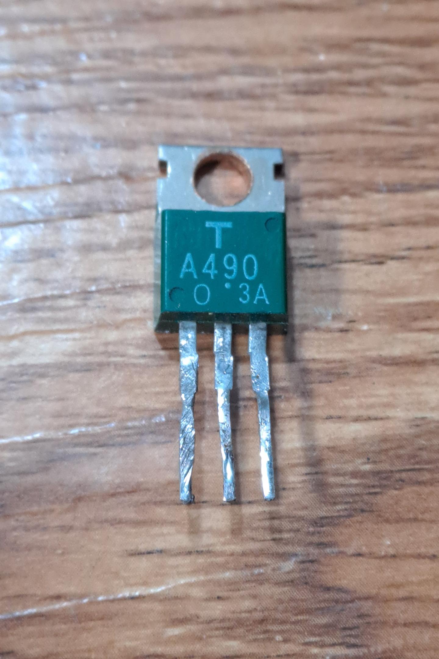 تزانزیستور A490 قدیمی
