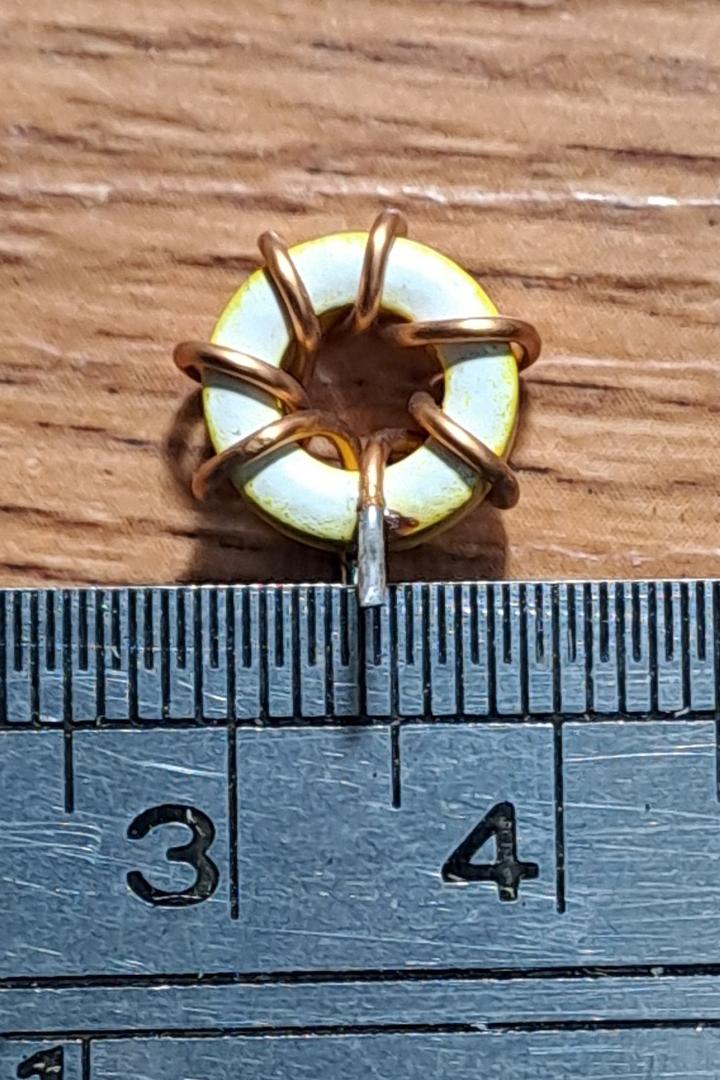 سلف نویزگیر تغذیه