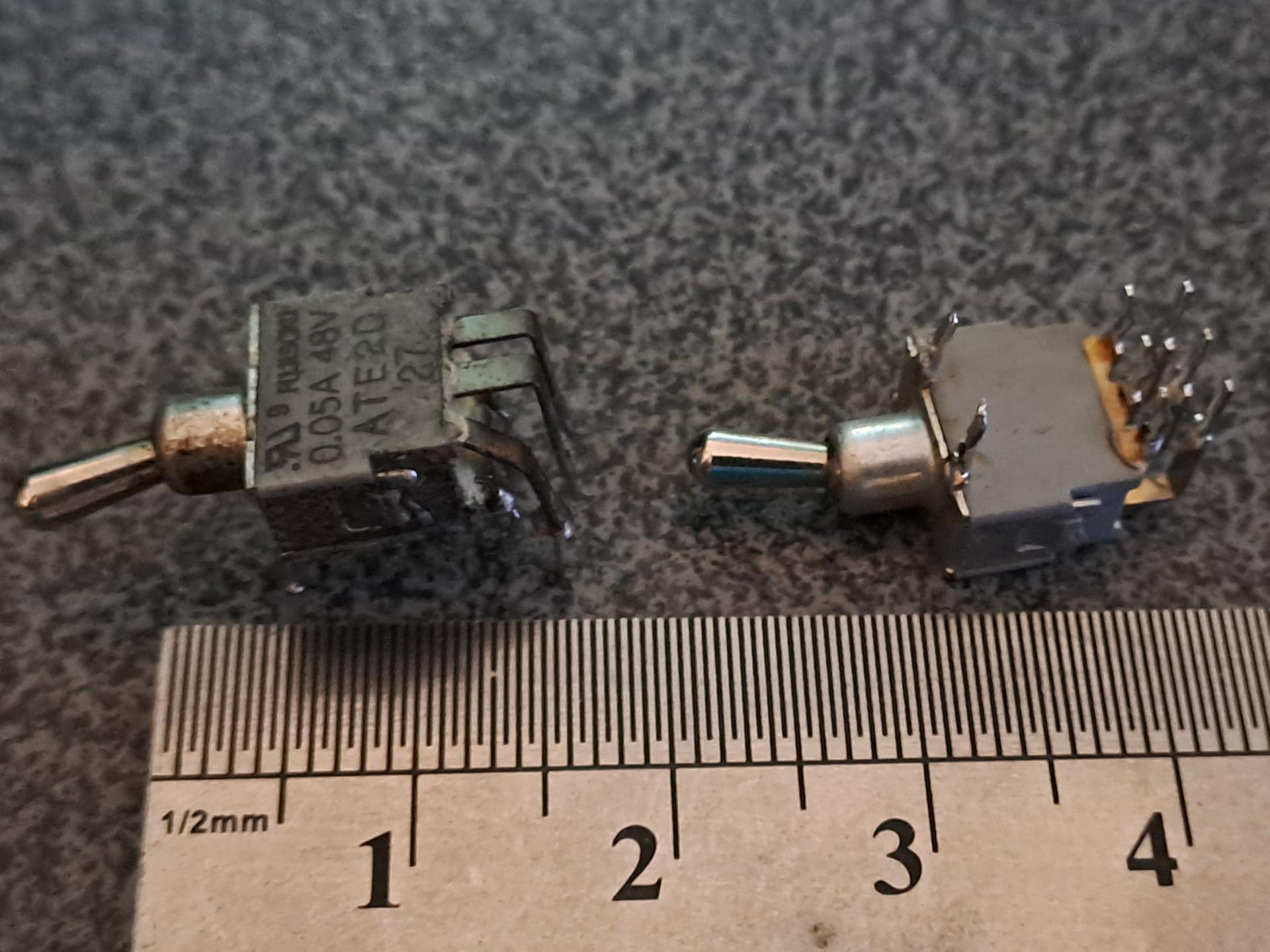 کلید الاکلنگی 2 حالته 6 پین رایت FUJISOKU ATE2D