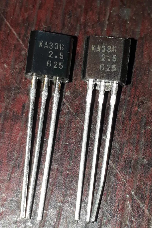 آی سی رگولاتور KA336 2.5V قدیمی اصل