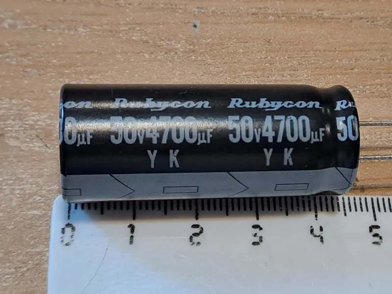 خازن 4700MF 50V RUBYCON