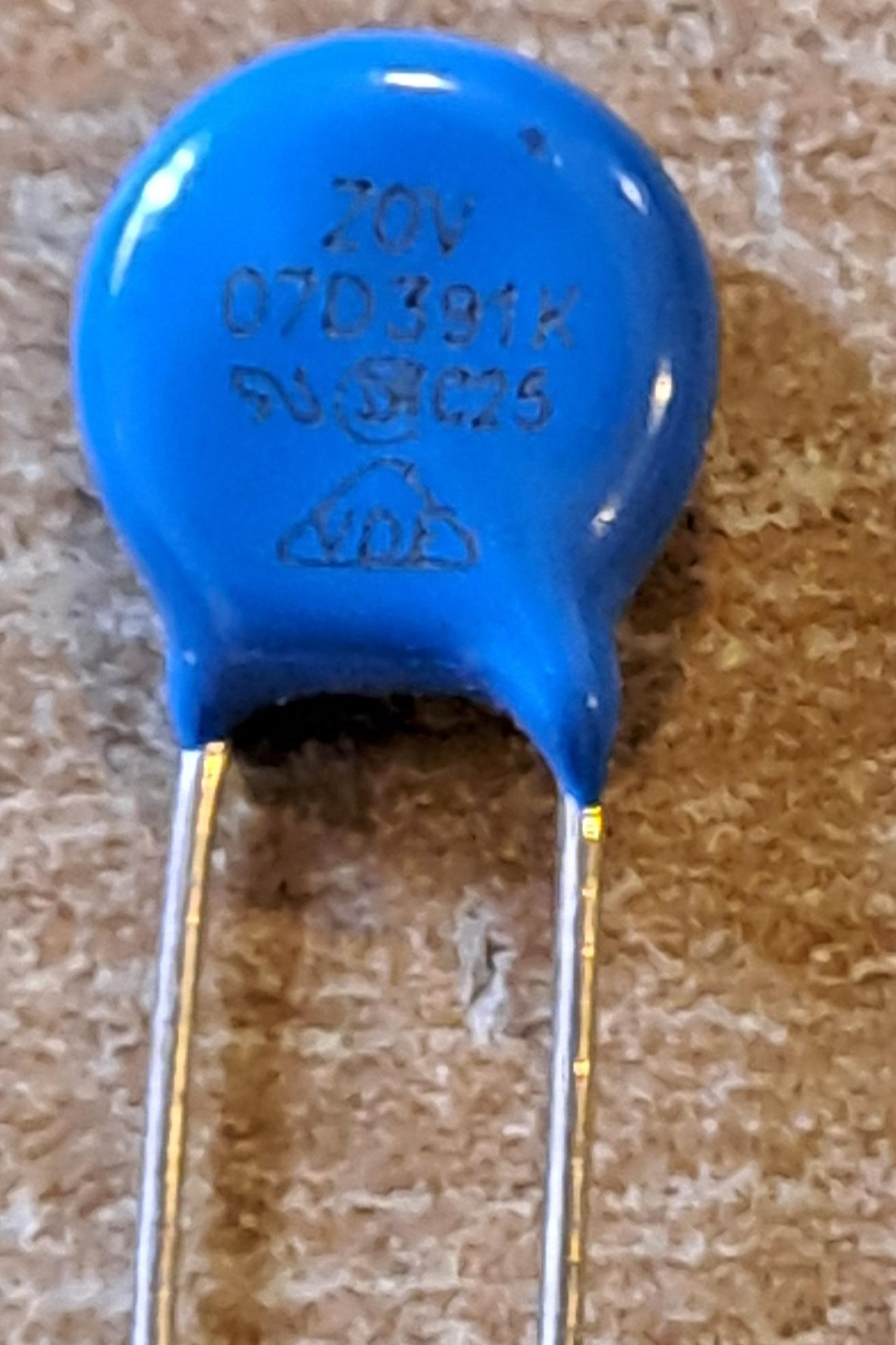 وریستور 390 ولت 07D391K قیمت برای 14 عدد