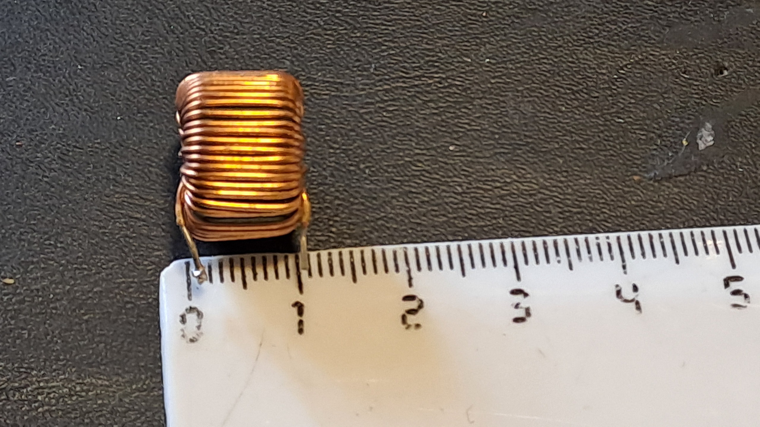 لاین فیلتر یا نویزگیر برق مدارات