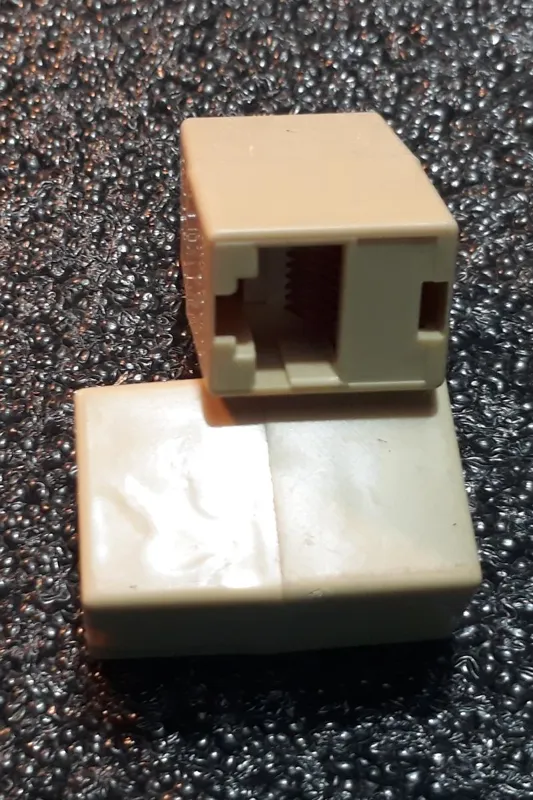 سوکت رابط دوسر ماده RG45 قیمت 2عدد