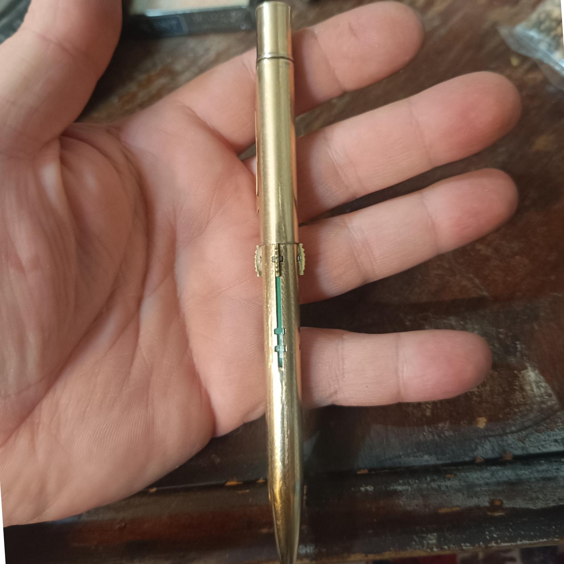 خودکار امریکایی طلا