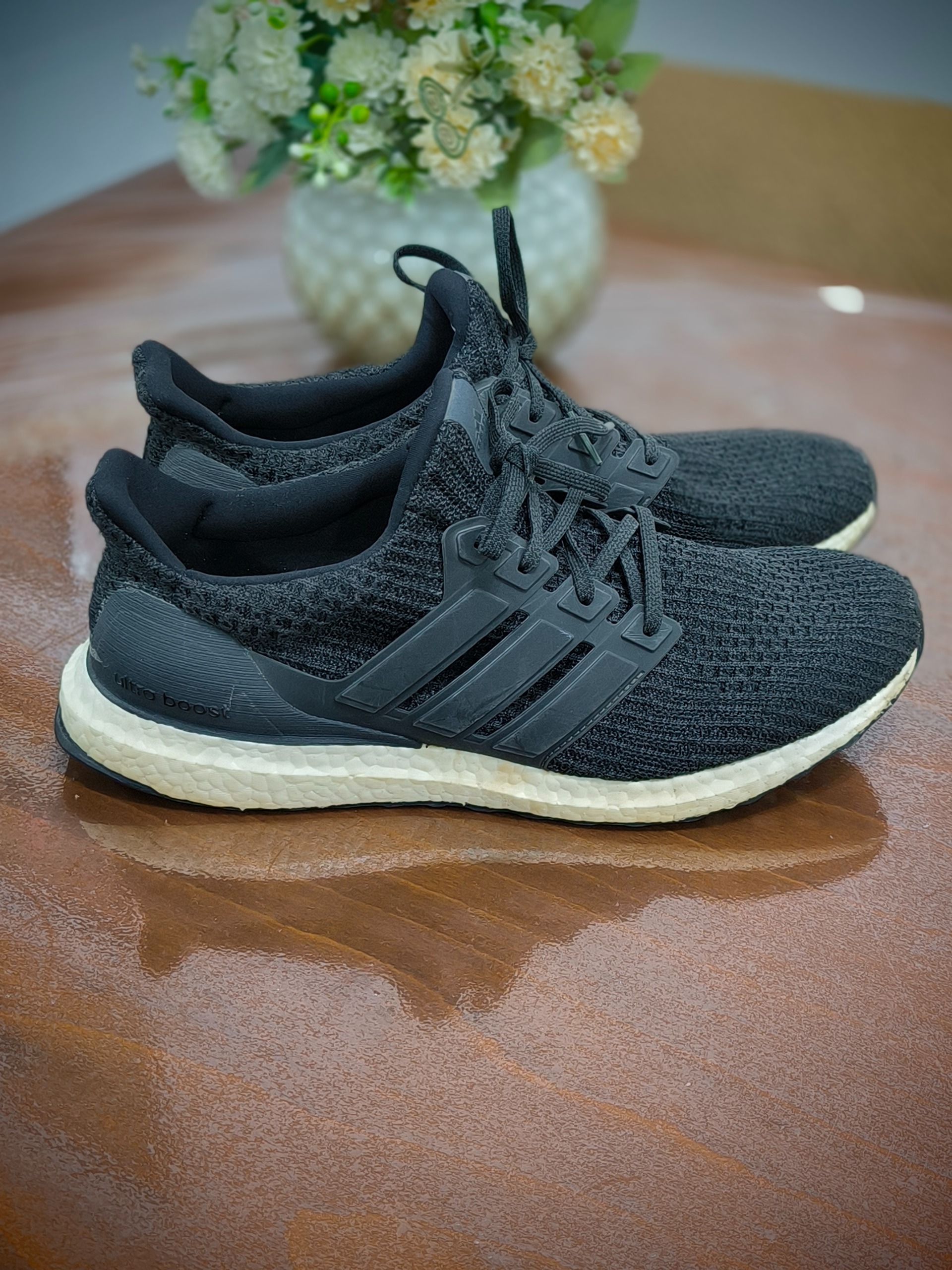 کتانی ادیداس الترابوست اورجینال