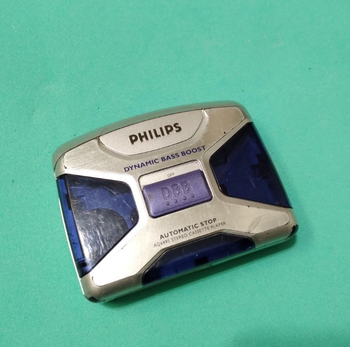 واکمن اصلی کمیاب فیلیپس AQ6495
