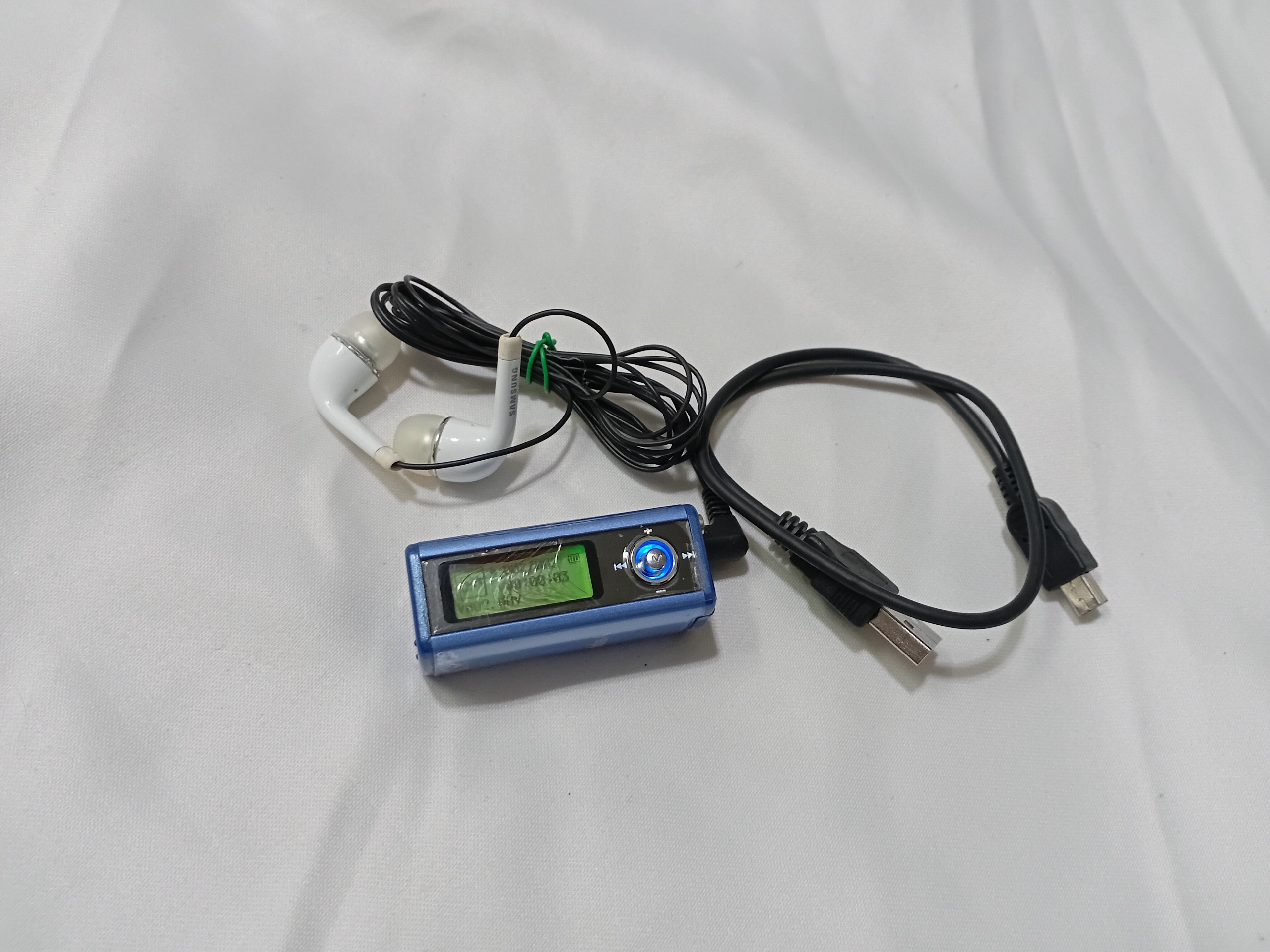 موزیک MP3 پلیر اصل سامسونگ کمیاب سالم