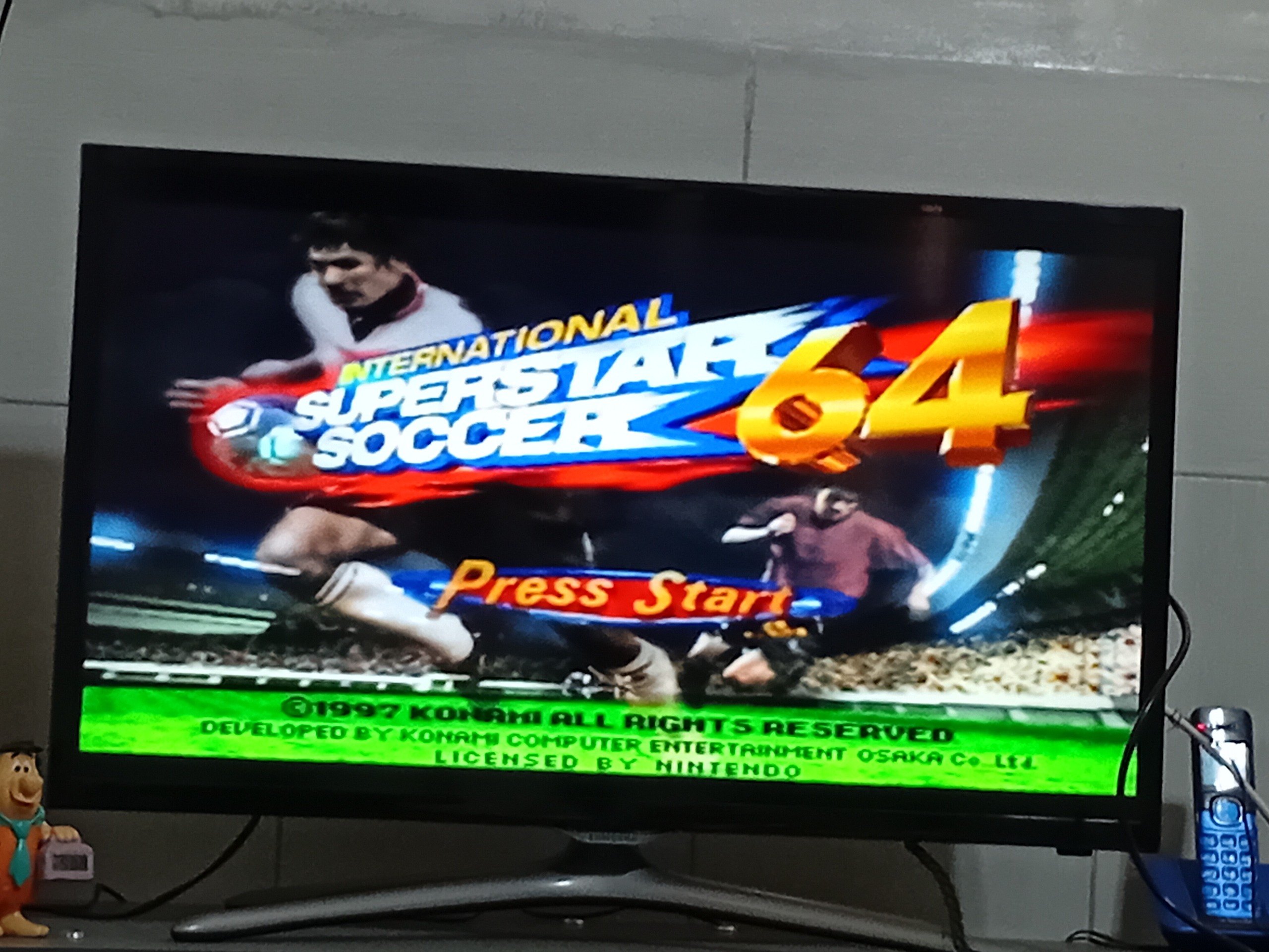 بازی کمیاب  فوتبال گزارشگر نینتندو 64 پال اروپا