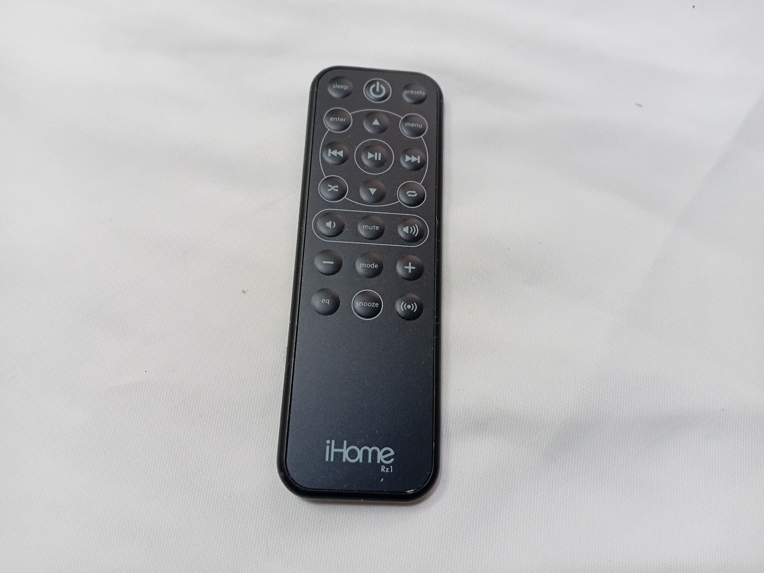 کنترل پخش استریویی iHome Rz1