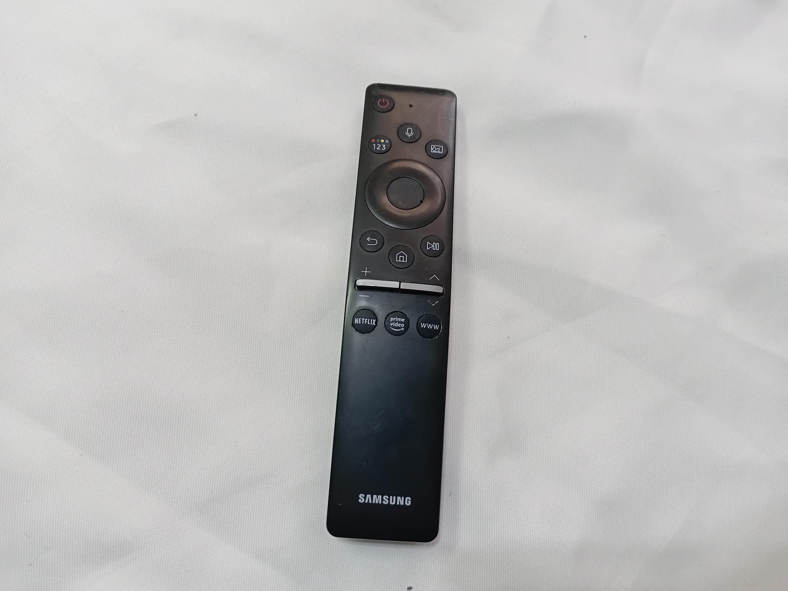 کنترل تلویزیون هوشمند سامسونگ اندونزی خاموش