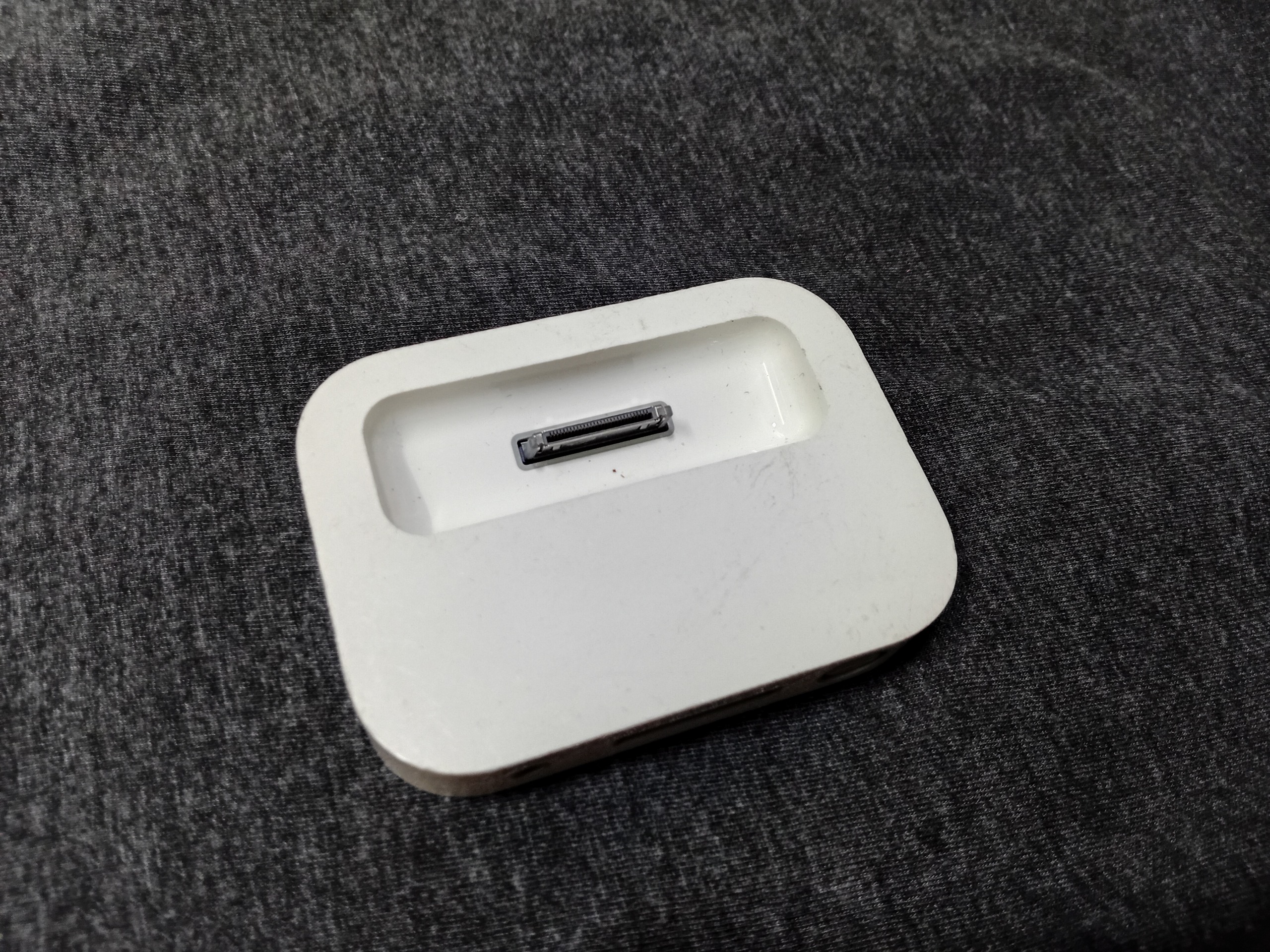 داک شارژر موزیک پلیر اپل آیپد سالم تست شده