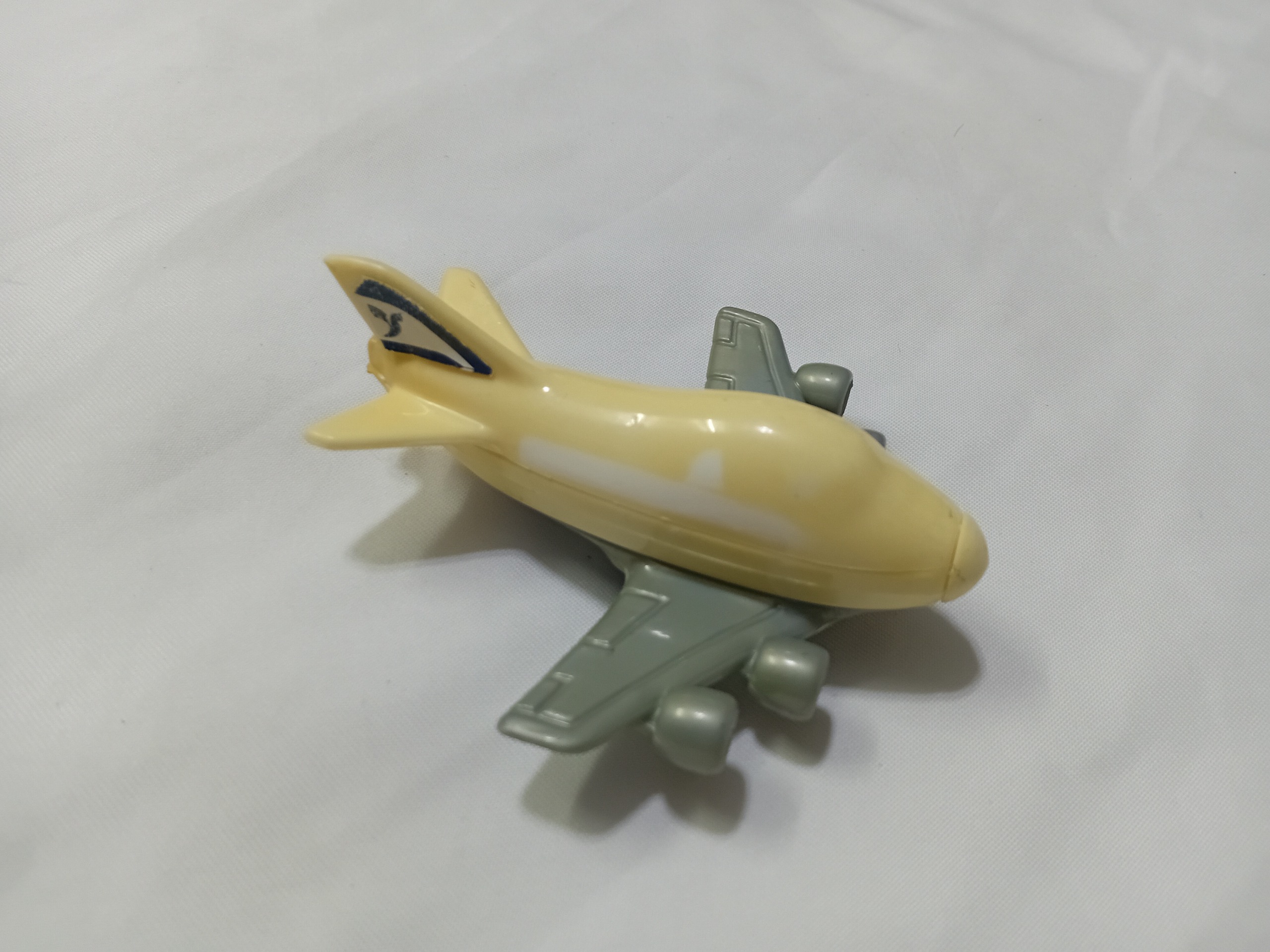 اسباب بازی کلکسیونی هدیه هواپیما ایران ایر