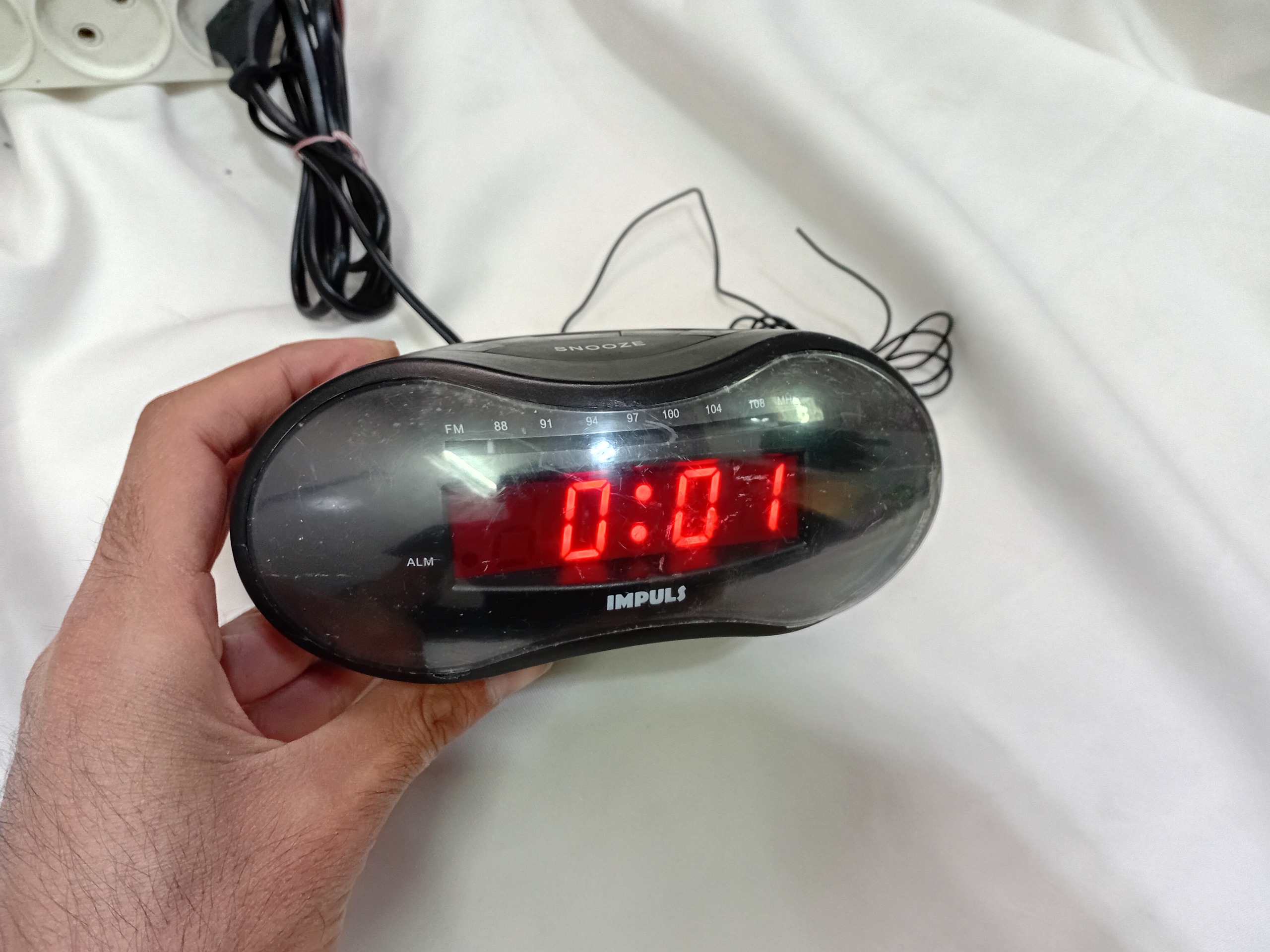 رادیو ساعت دار رومیزی قدیمی کلکسیونی