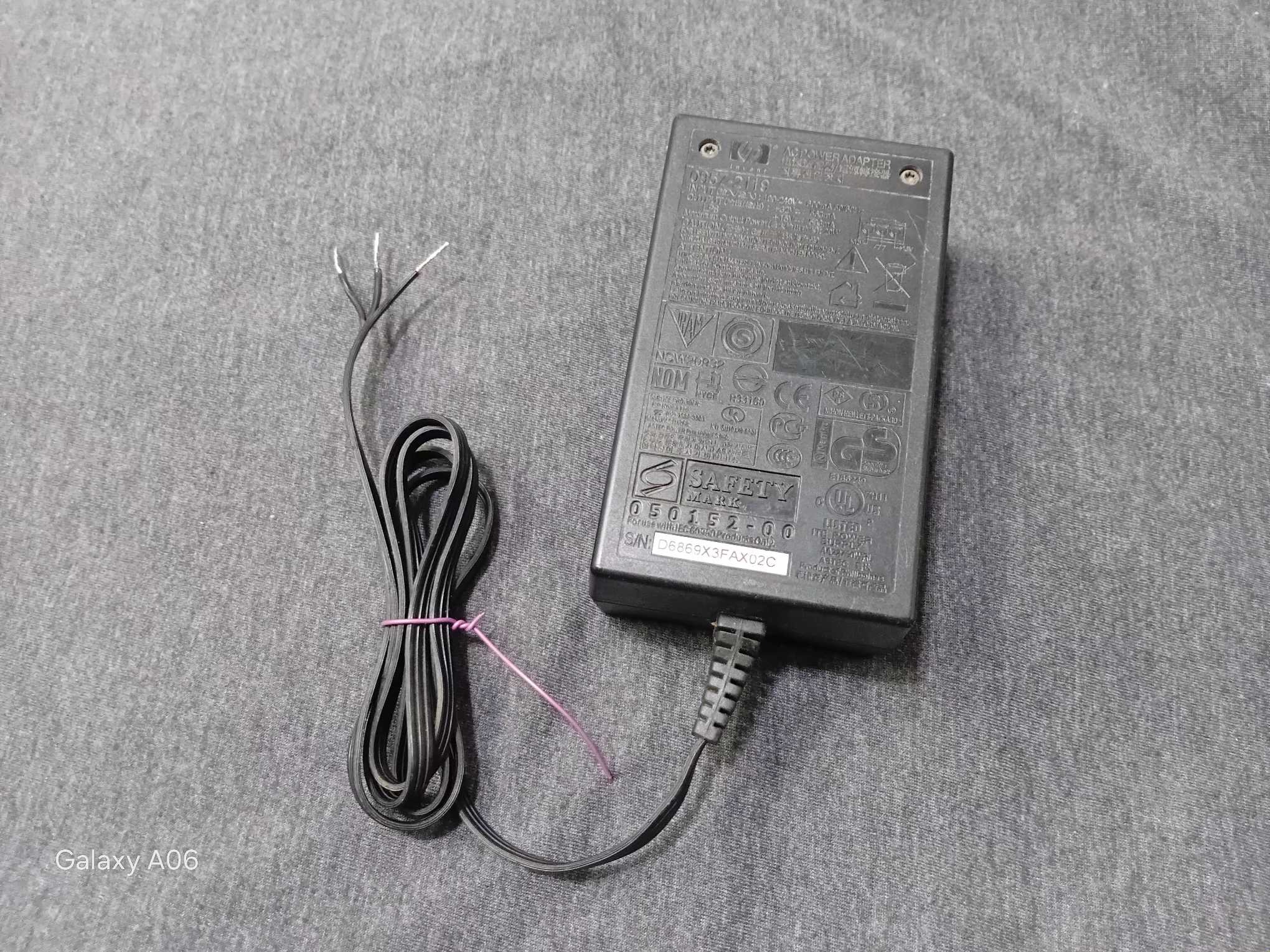 آداپتور اصلی پرینتر hp دو ولتاژ 32 و 16 بدون فیش