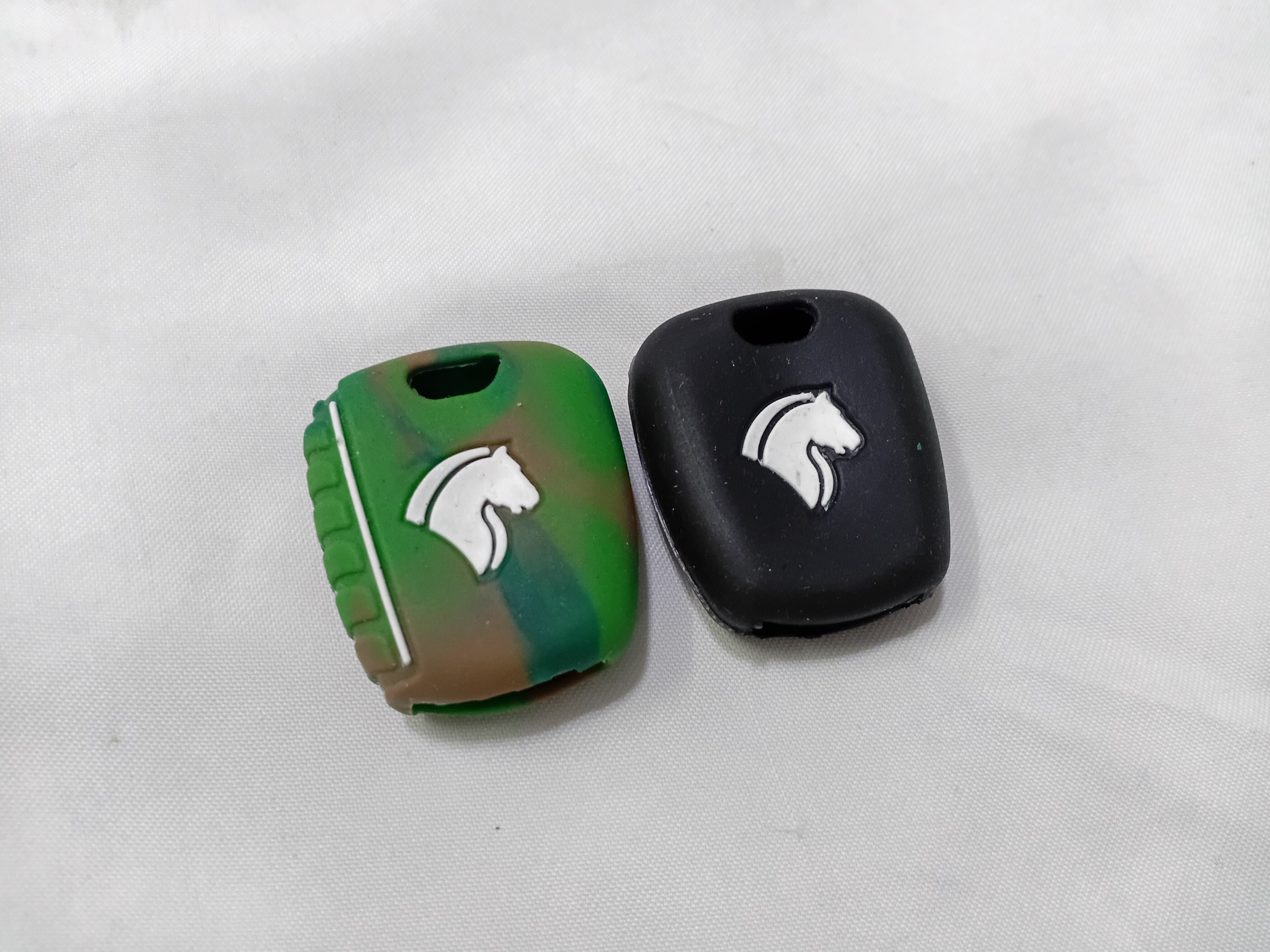 دو عدد کاور سوئیچ ایرانخودرو و رانا