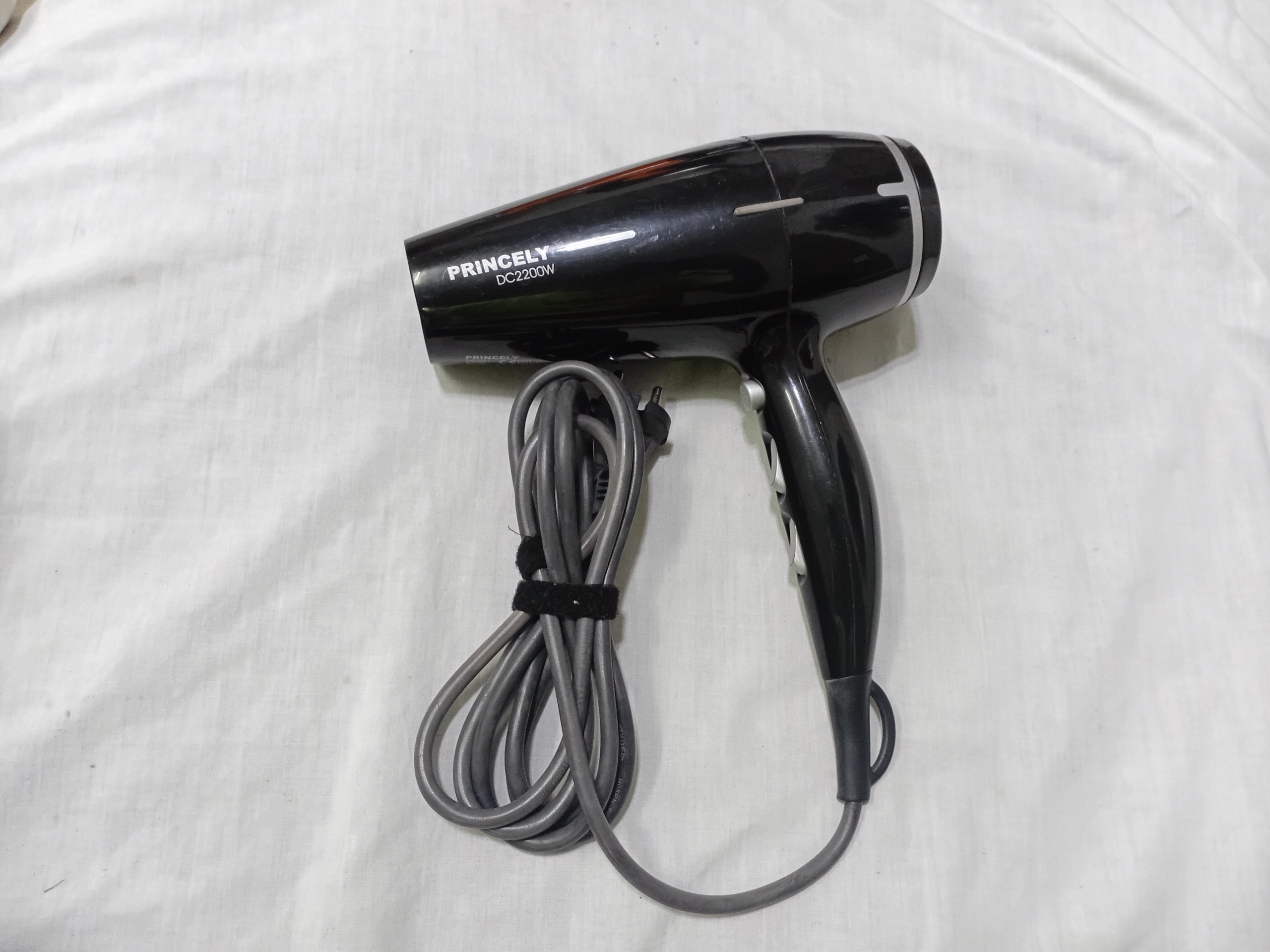 سشوار PRINCELY حرفه ای توضیحات دقت