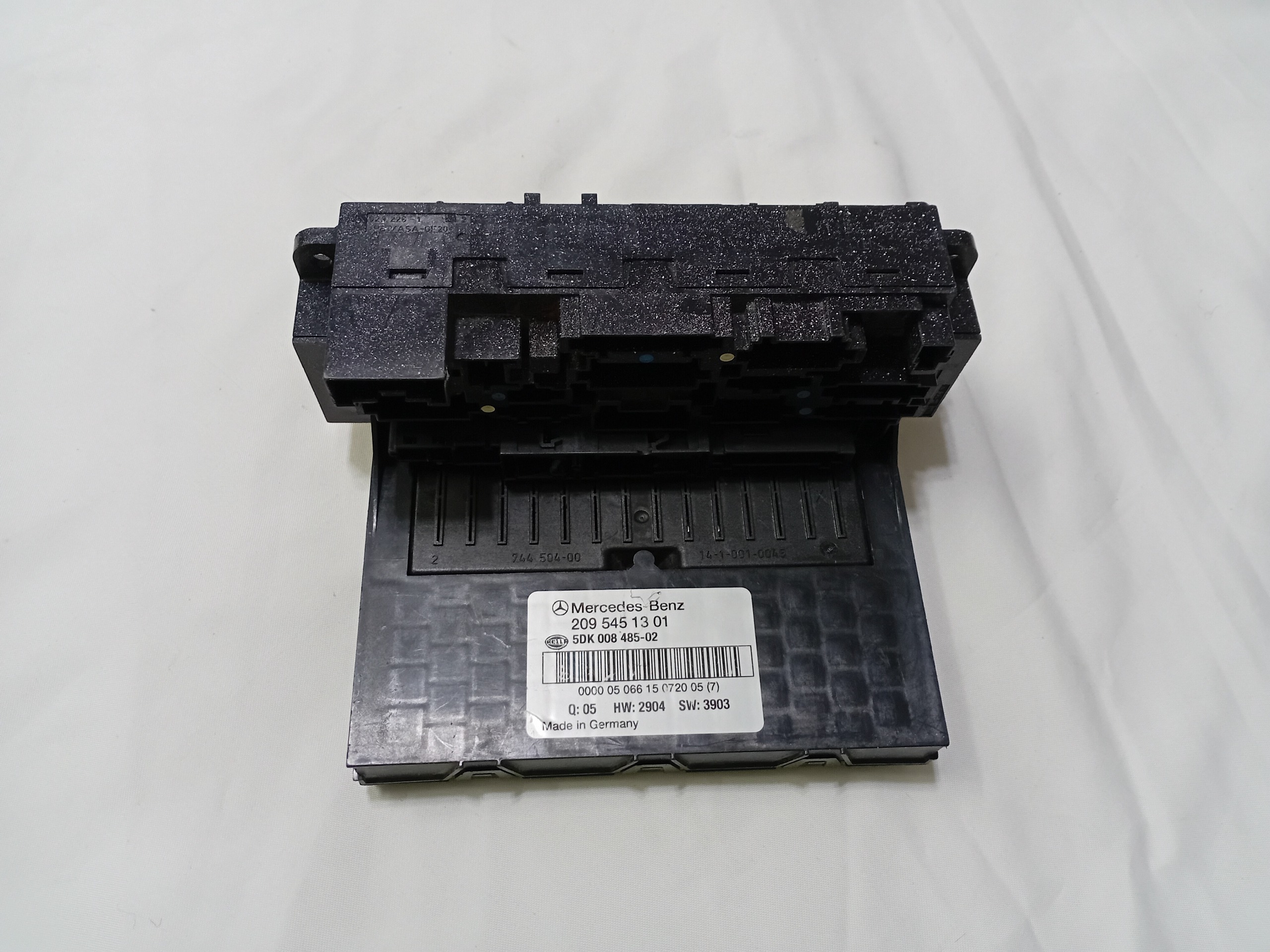 جعبه فیوز آلمانی مرسدس بنز