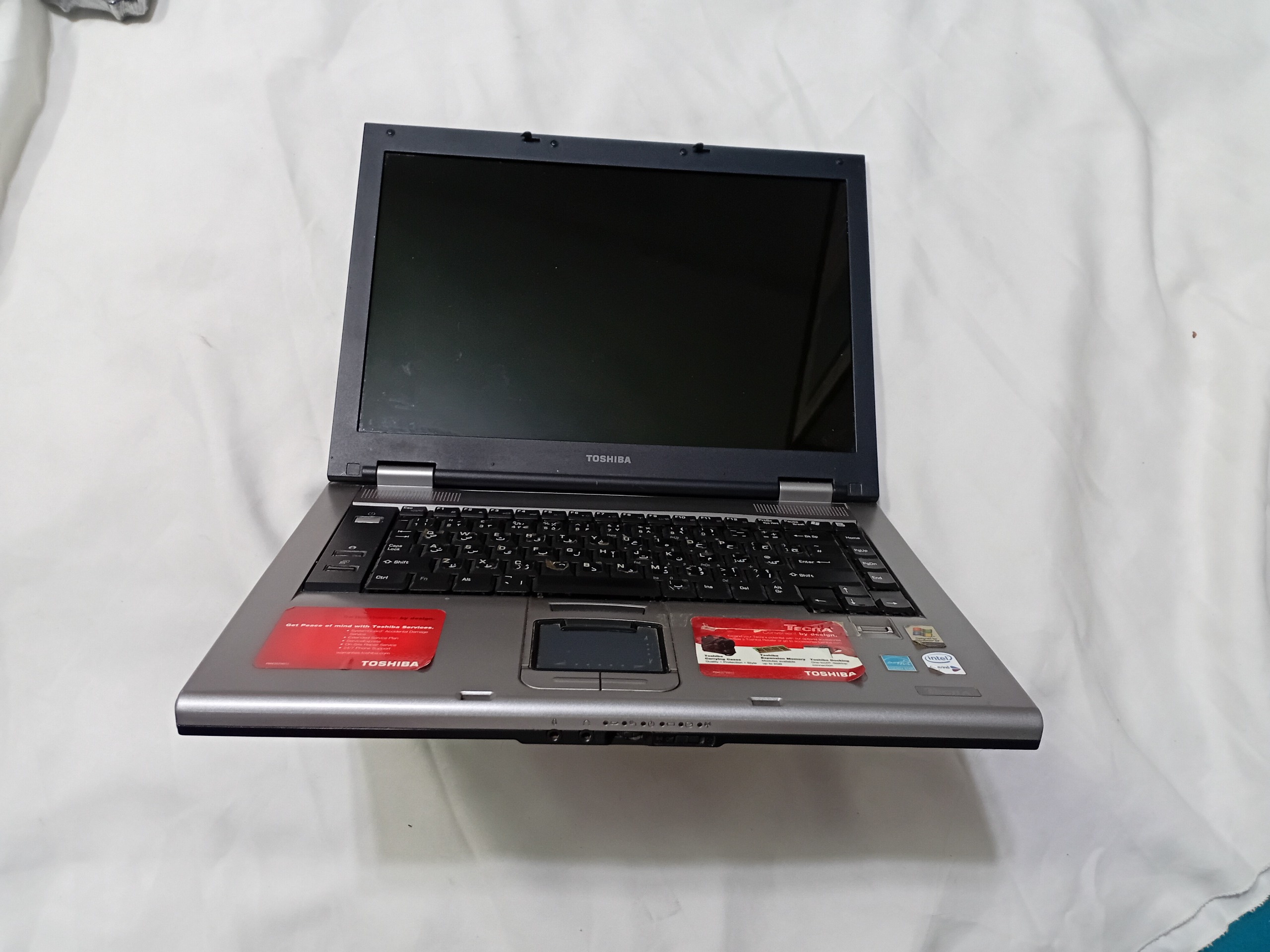 لپ تاپ توشیبا خاموش بدون ضمانت