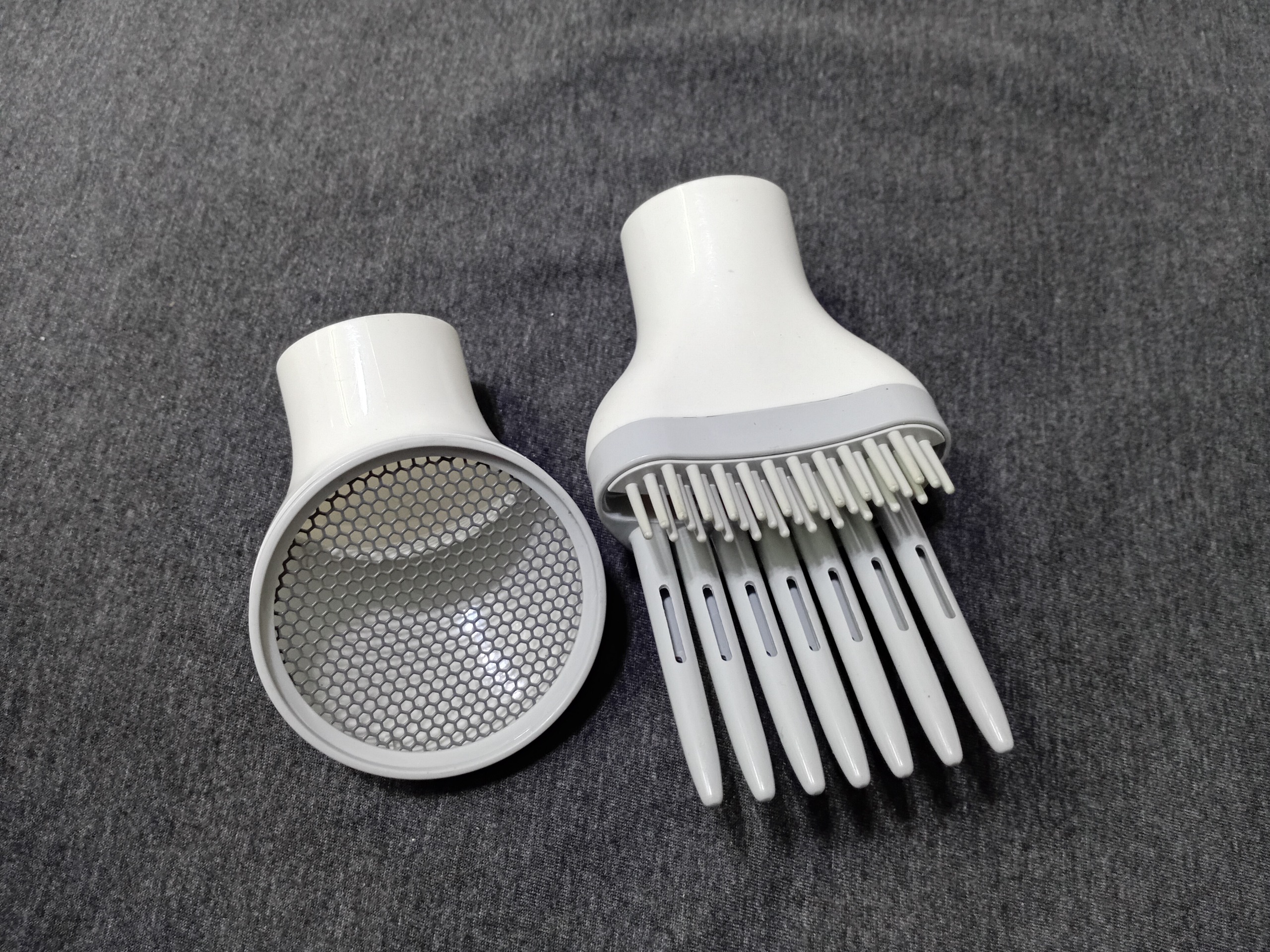 دو عدد سری یدکی سشوار کمیاب طبق تصاویر