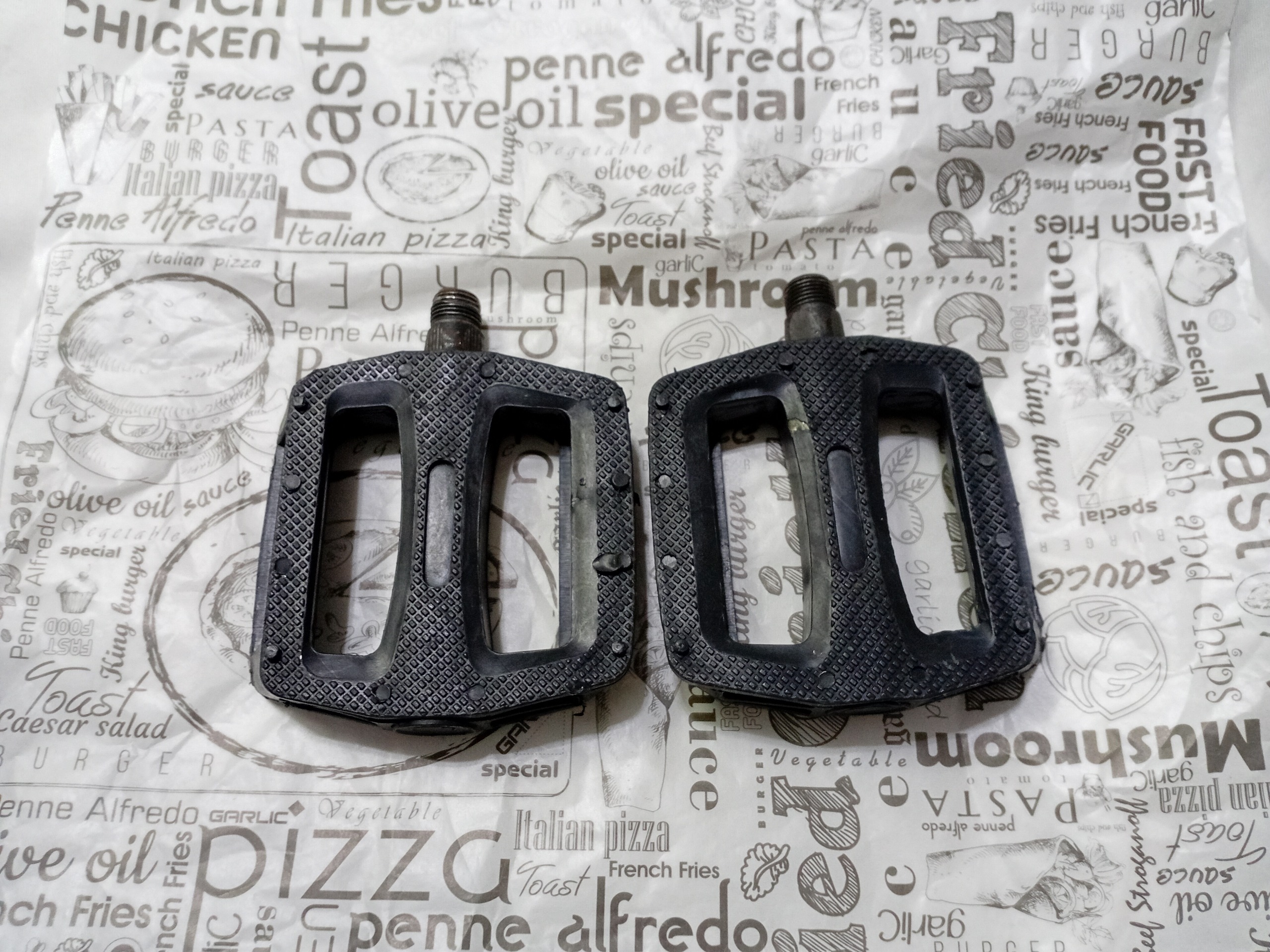 یک جفت پنجه رکاب دوچرخه