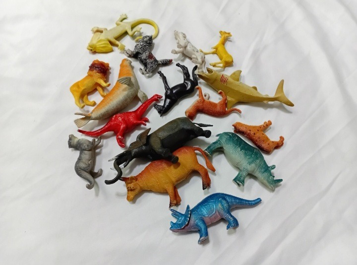 مجموعه 15 عدد اکشن حیوانات قدیمی کمیاب