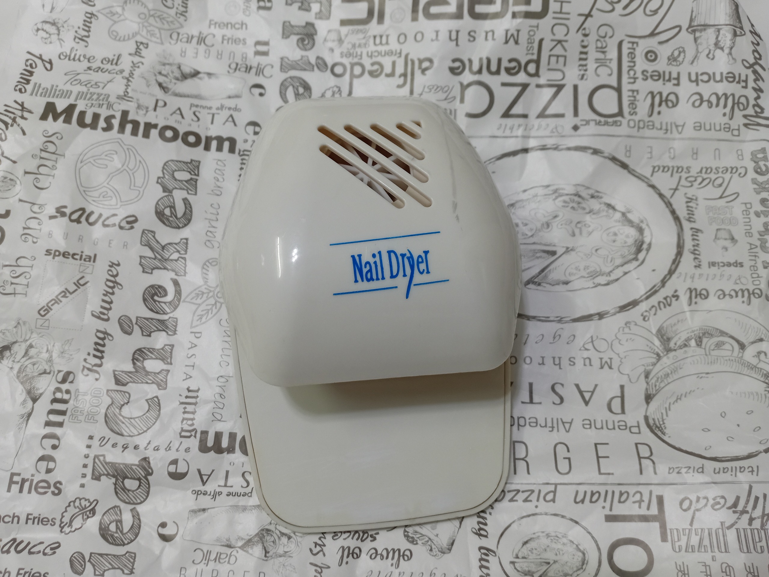 لاک خشک کن ناخن باتری خور سالم تست شده