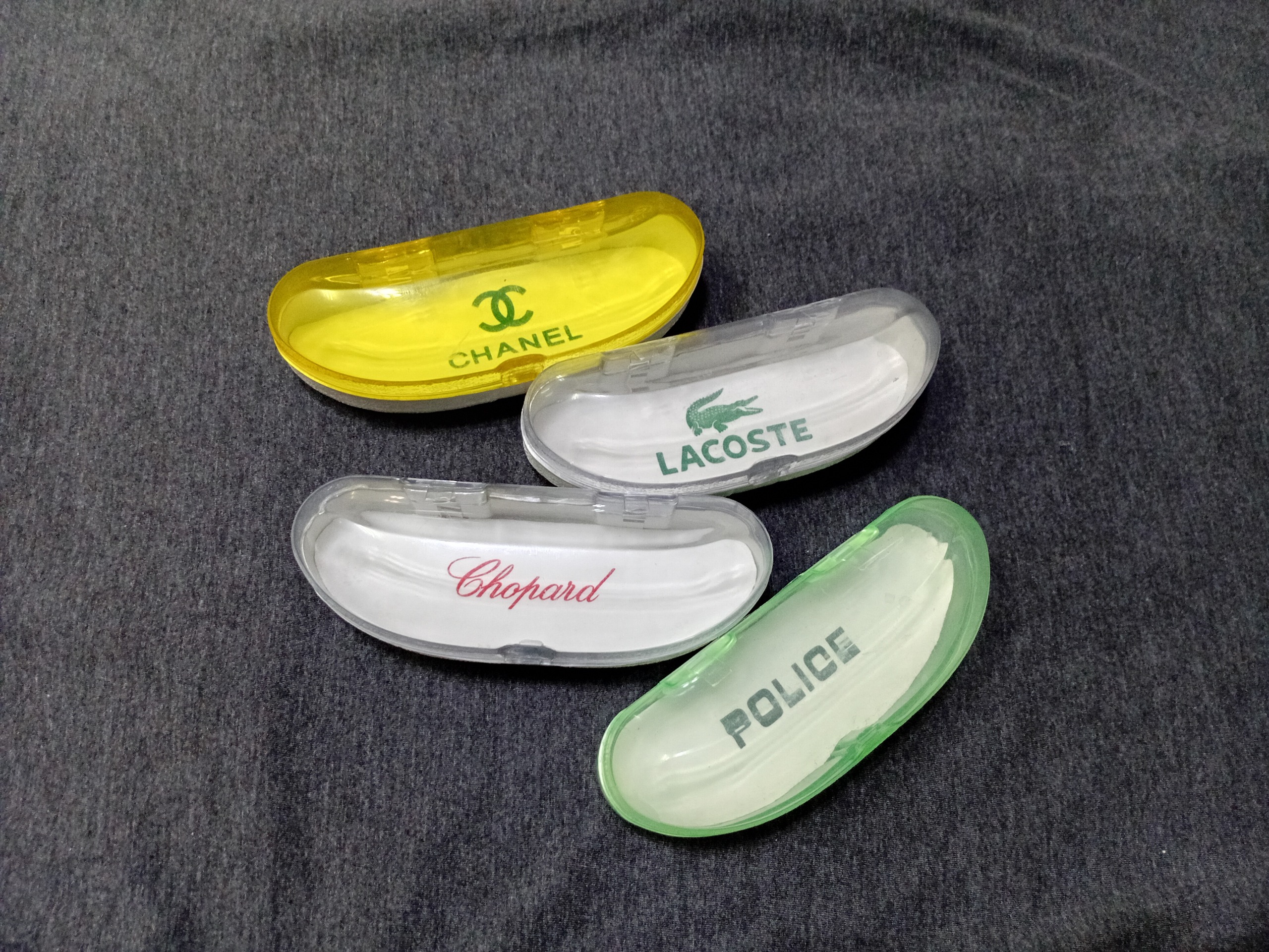 مجموعه زیبا 4 عدد قاب عینک جا عینکی