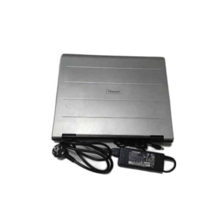 لپ تاپ توشیبا با هارد 640 گیگ ساتا رم 2 گیگ DDR2