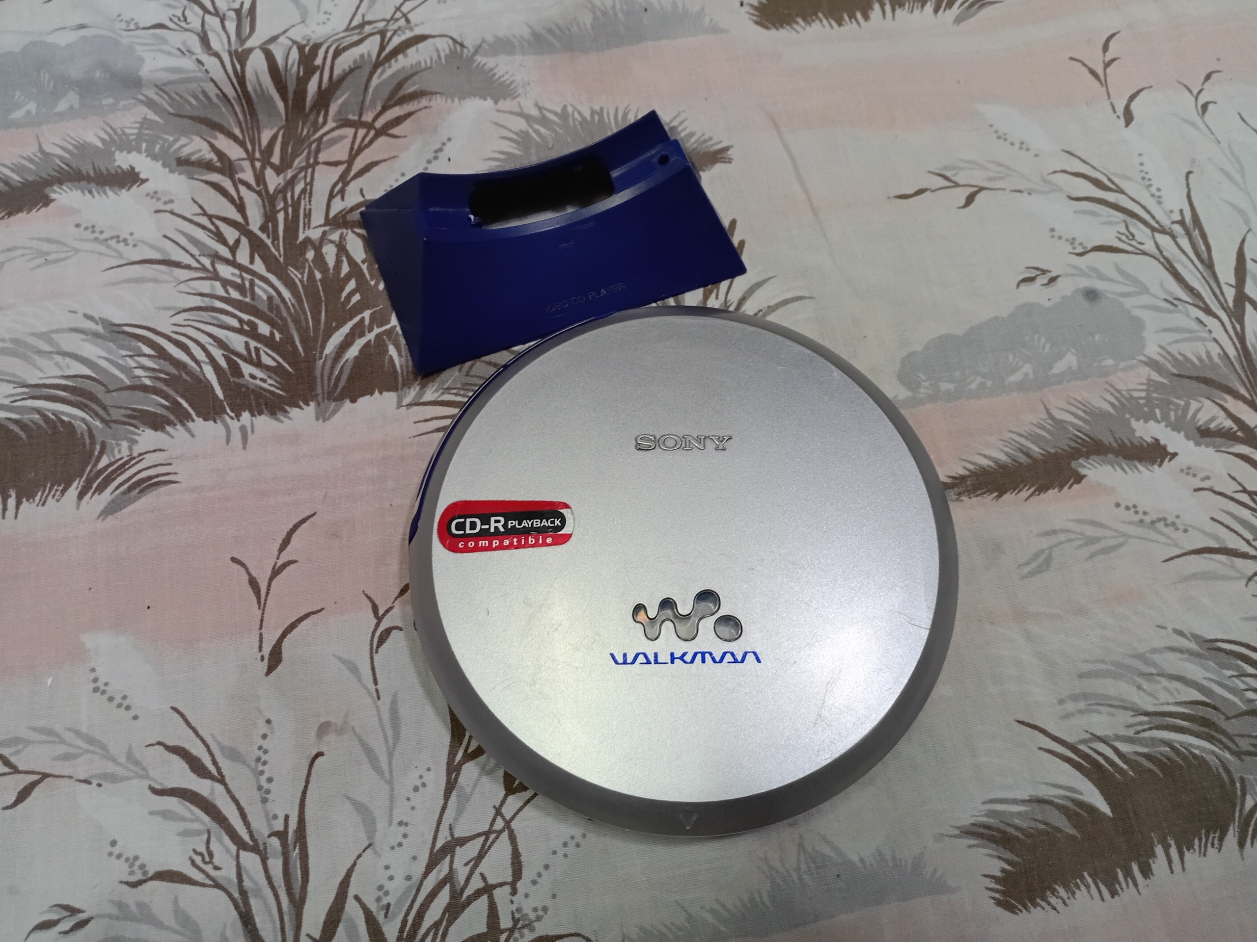 سی دی من واکمن سونی اصل D-VE45