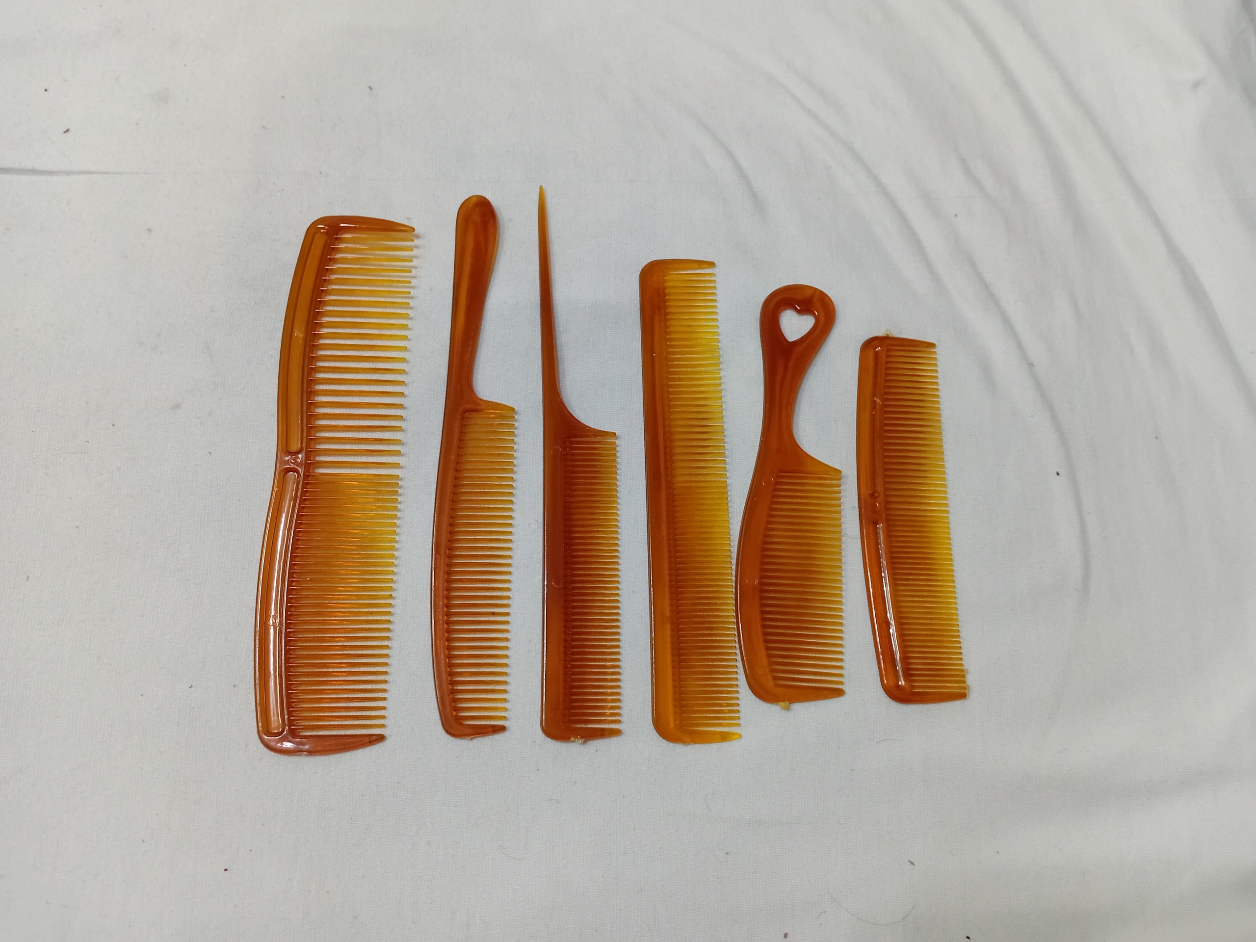 مجموعه 6 عدد شانه مو