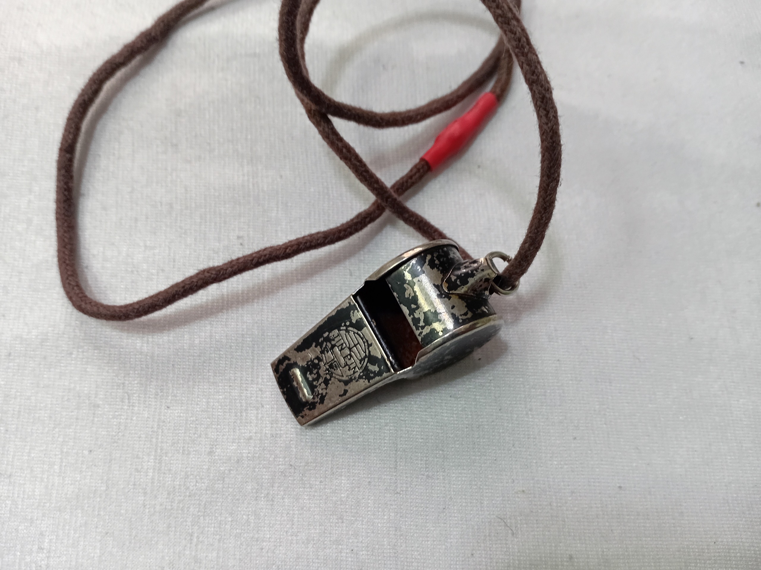 سوت قدیمی فلزی