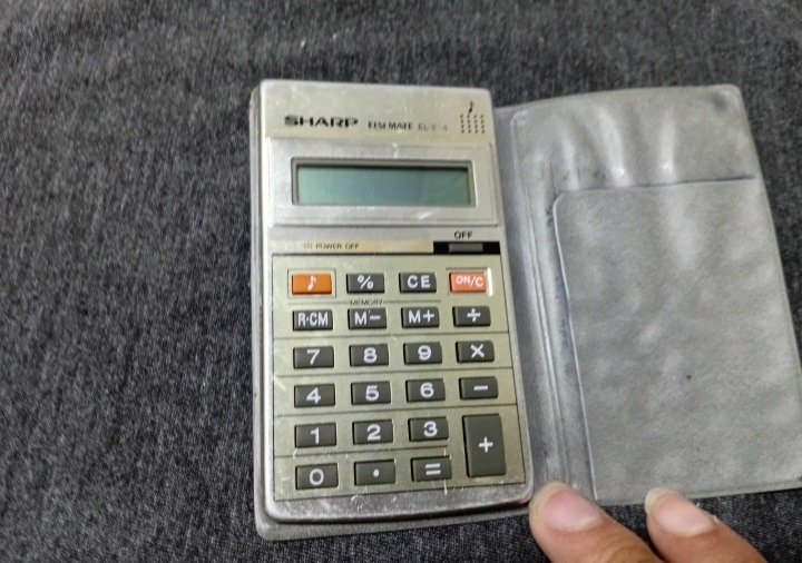 ماشین حساب جیبی شارپ خاموش دکوری تست نشده