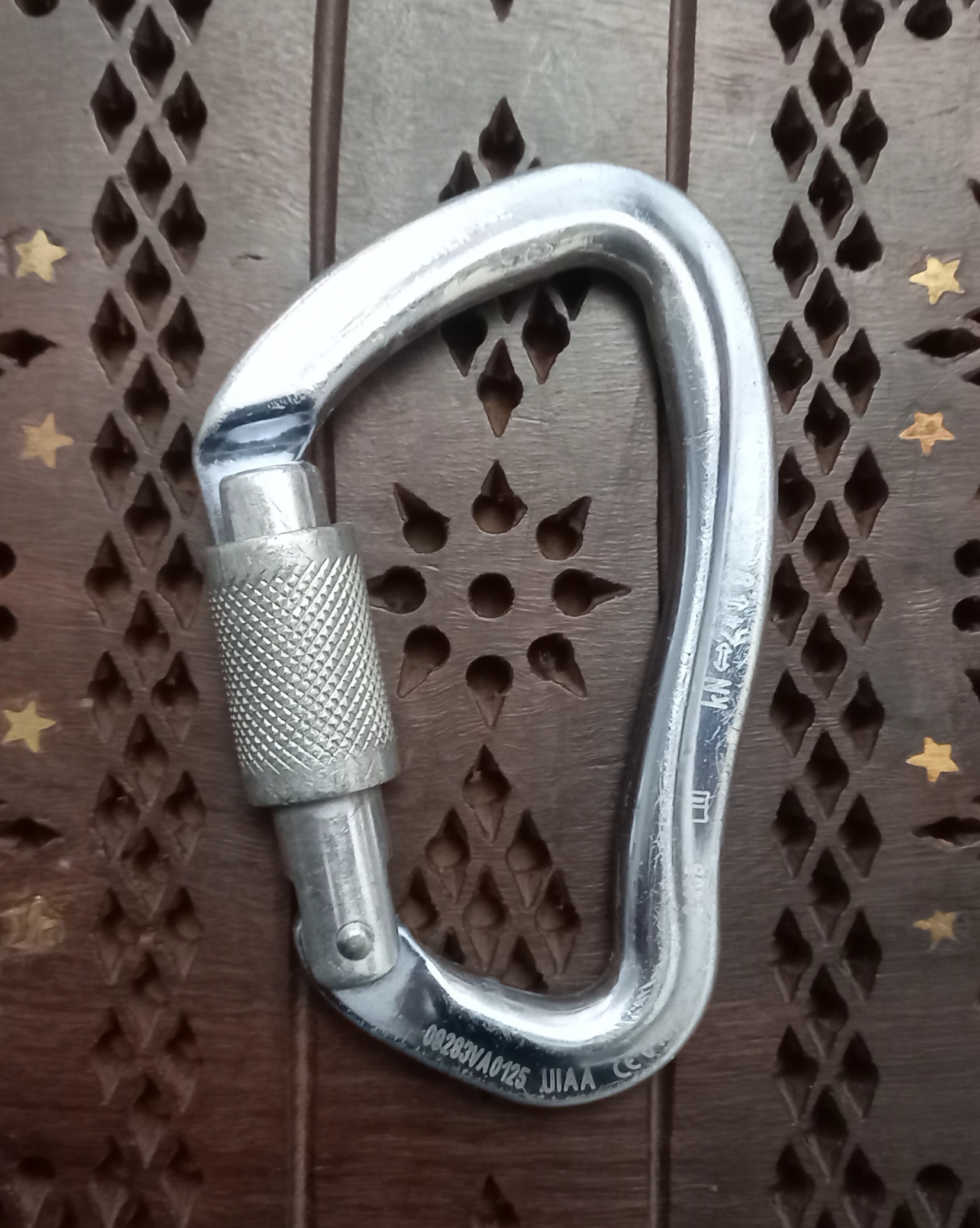 کارابین پیچ سنگنوردی و کوهنوردی Petzl فرانسه