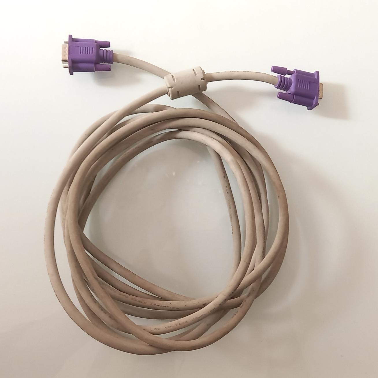 کابل VGA چهار متر و هفتاد سانتیمتر 4/7 متر درجه یک