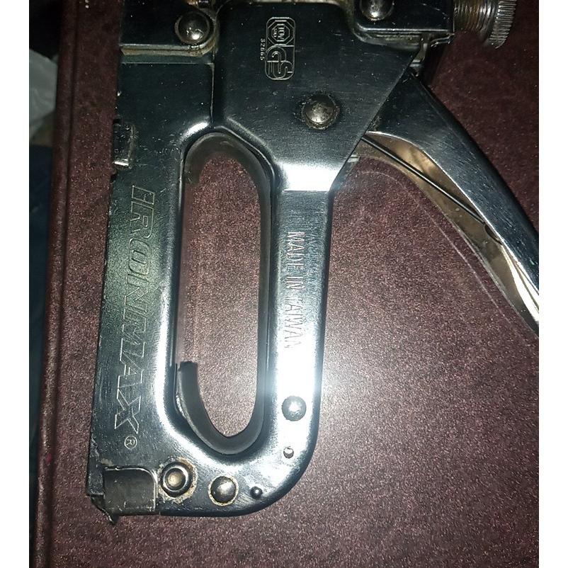 منگنه کوب اصلی تایوانی