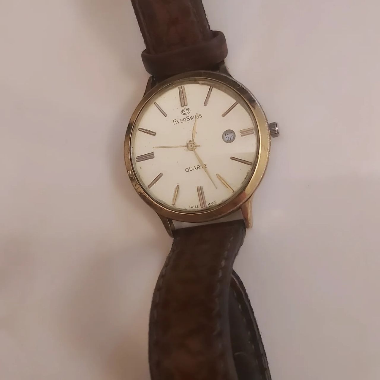 اور سوییس اصل