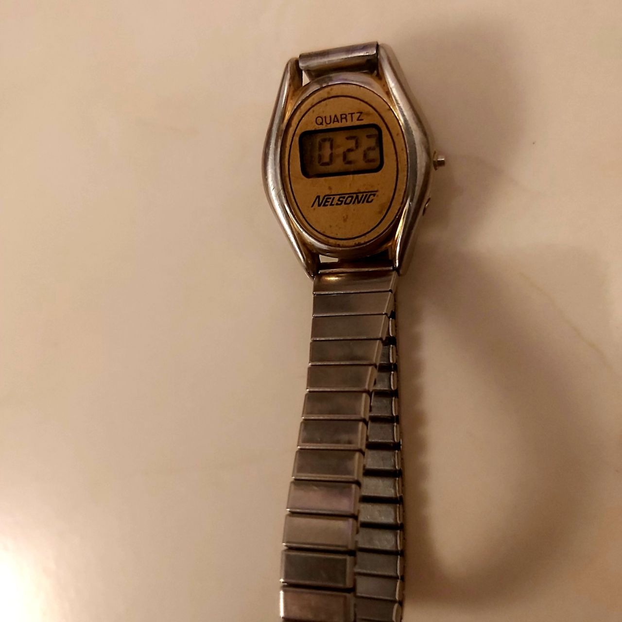 ساعت دیجیتال نلسونیک