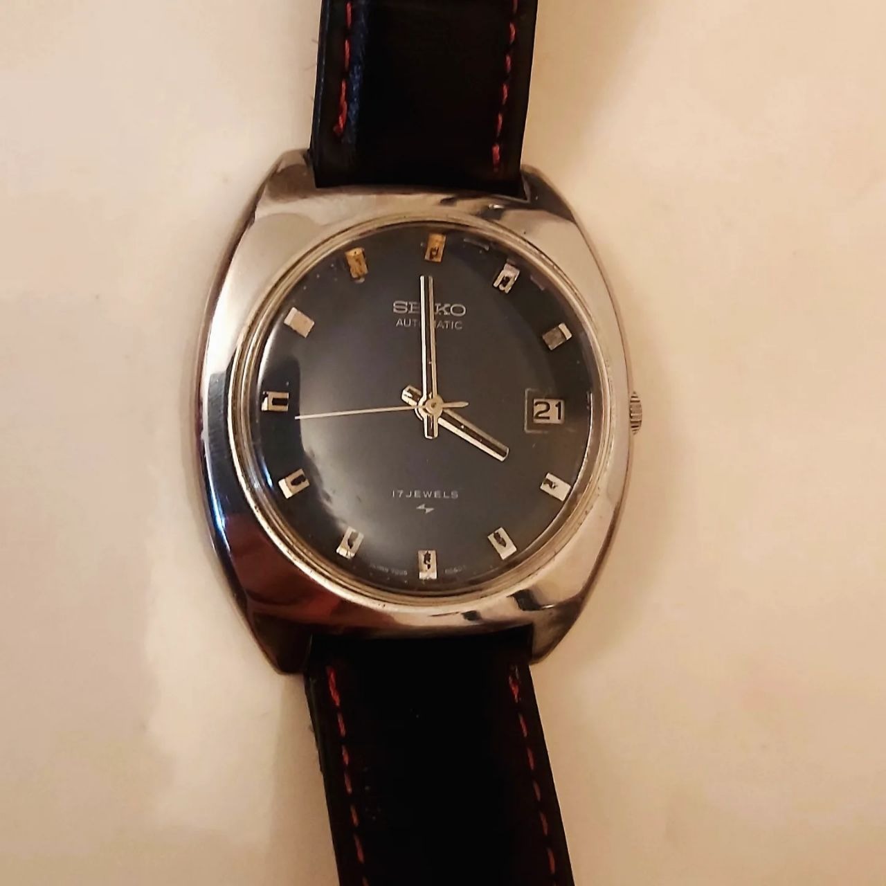 سیکو بسیار زیبا و تک تقویم