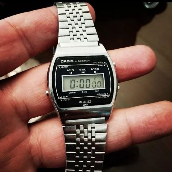 کاسیو دیجیتال بسیار قدیمی