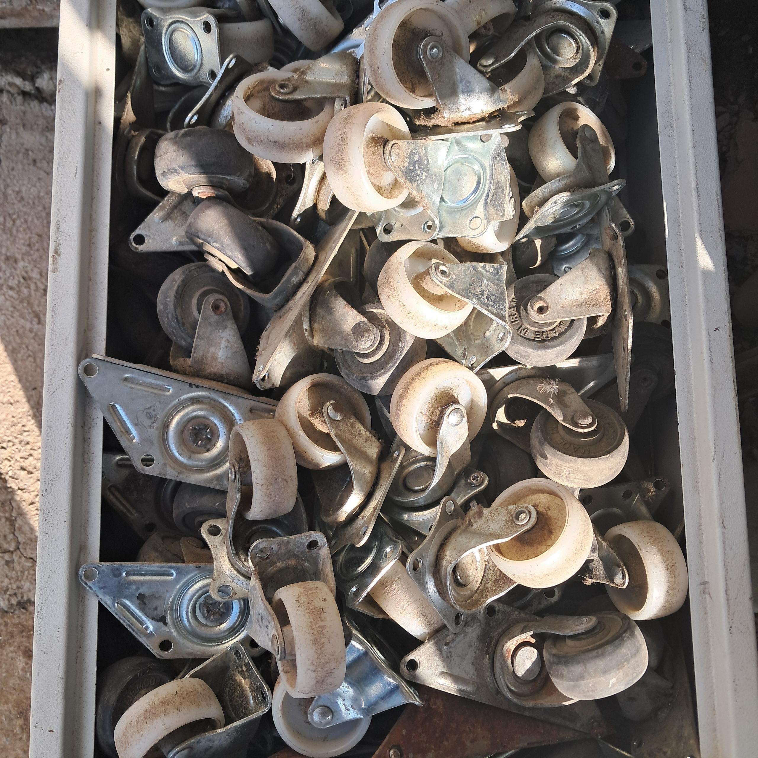 چرخ پیخ خور دونه ای 40 تومن