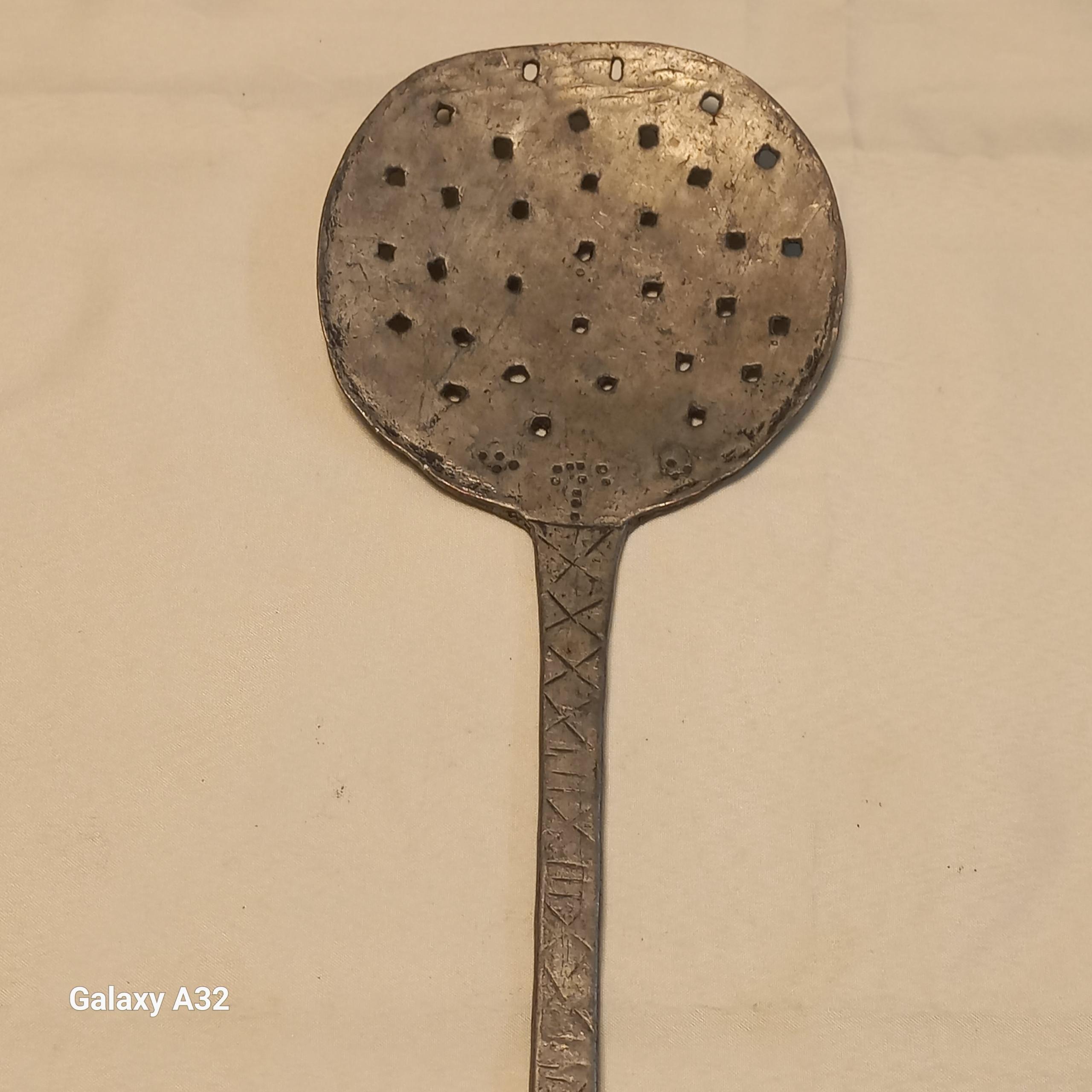 کف گیر قدیمی مسی قاجاری