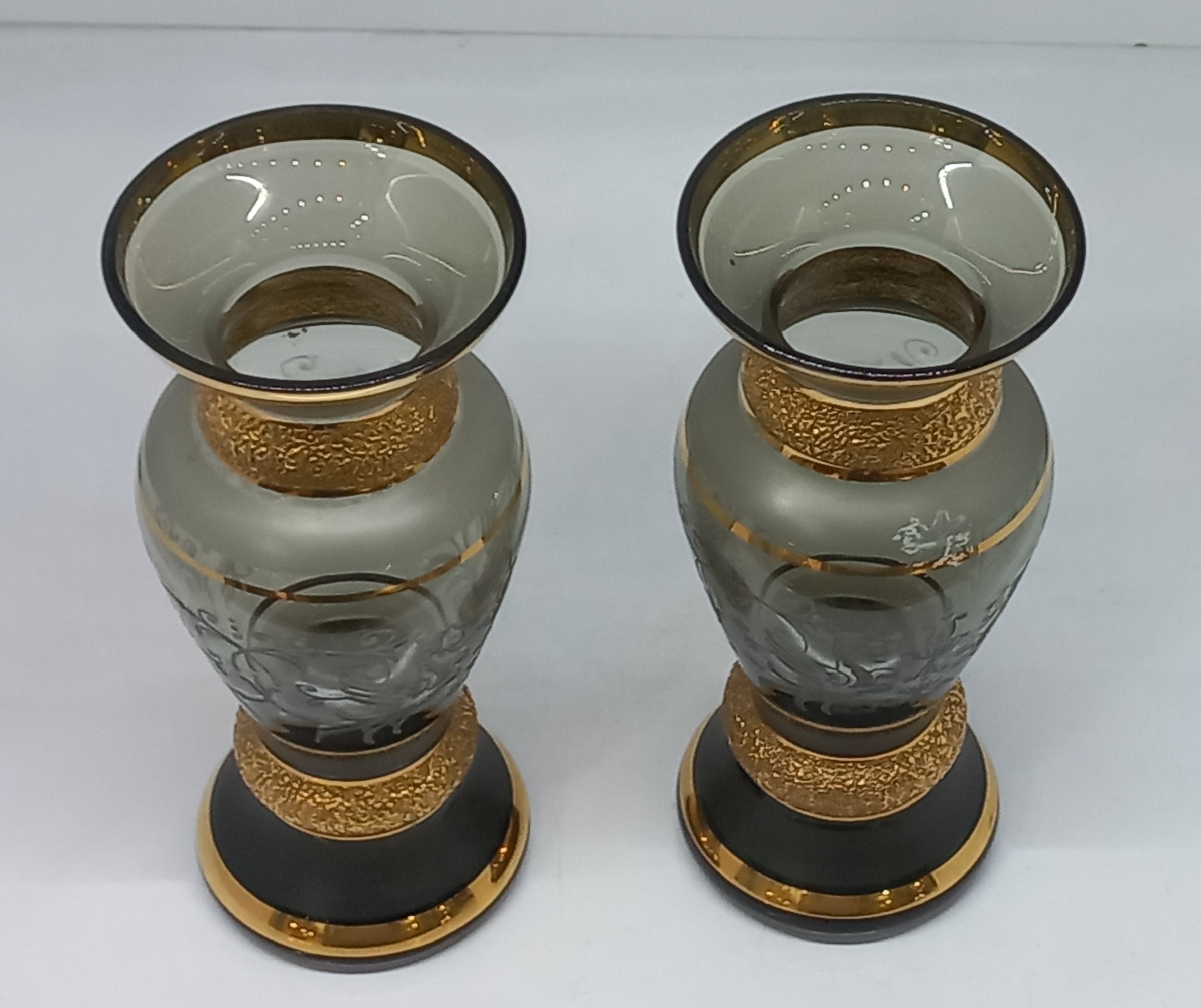 گلدان کریستال ساخت چک. قدیمی.طرح دار. جفت