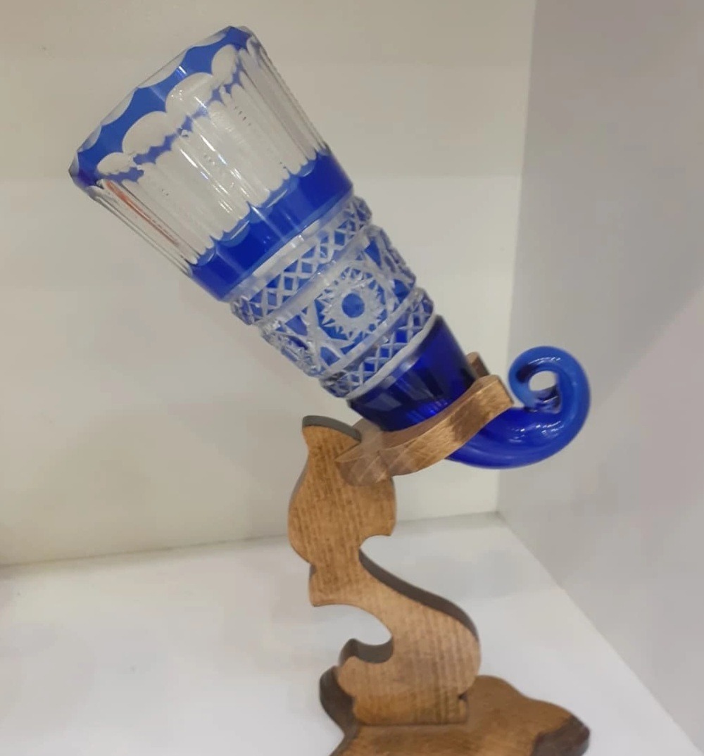 ظرف کریستال. ساخت چک