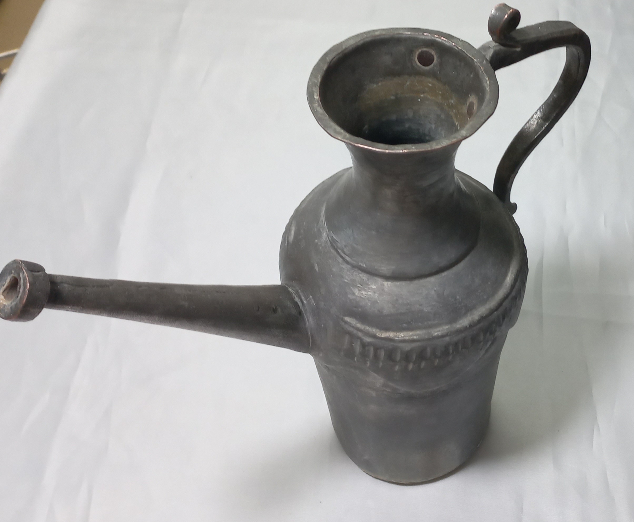 آفتابه مسی. قدیمی. دستساز. وزن 1800