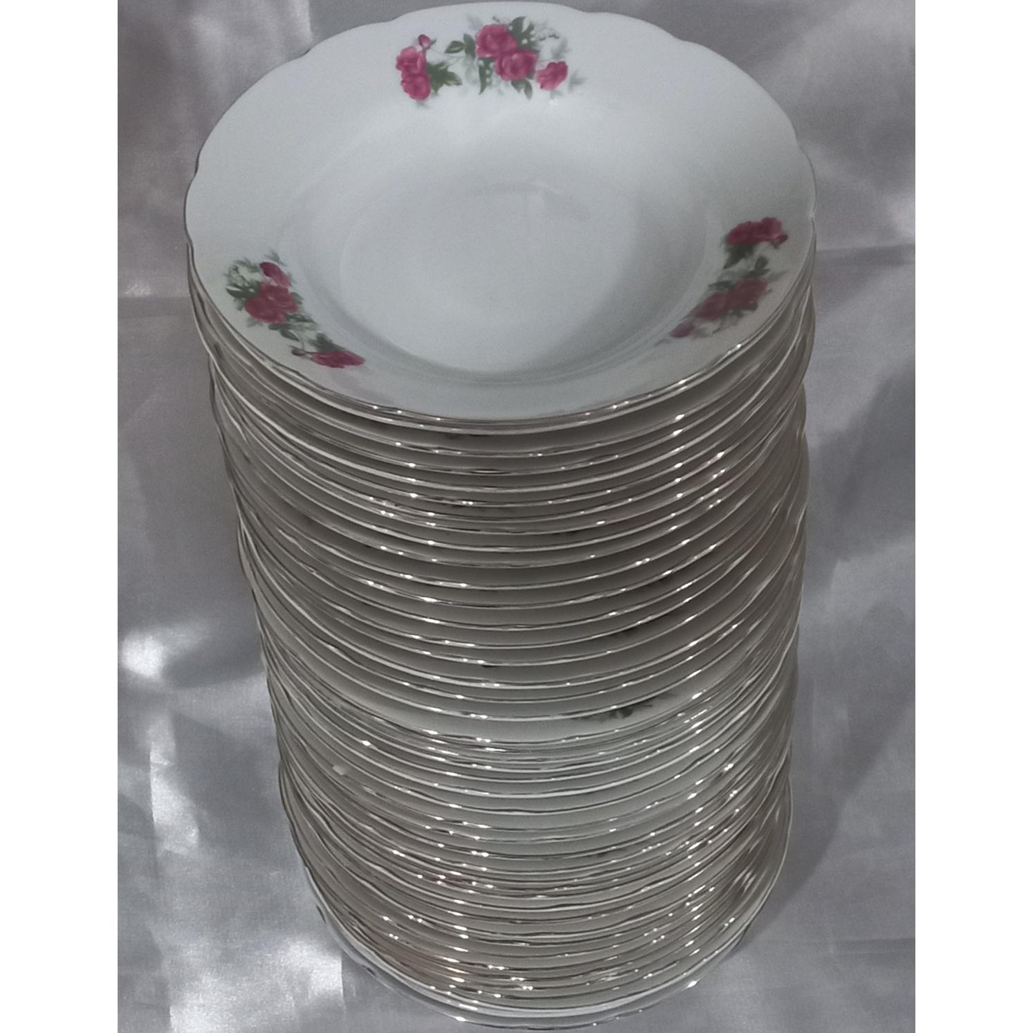 بشقاب چینی. گل سرخی ژاپن. استفاده نشده