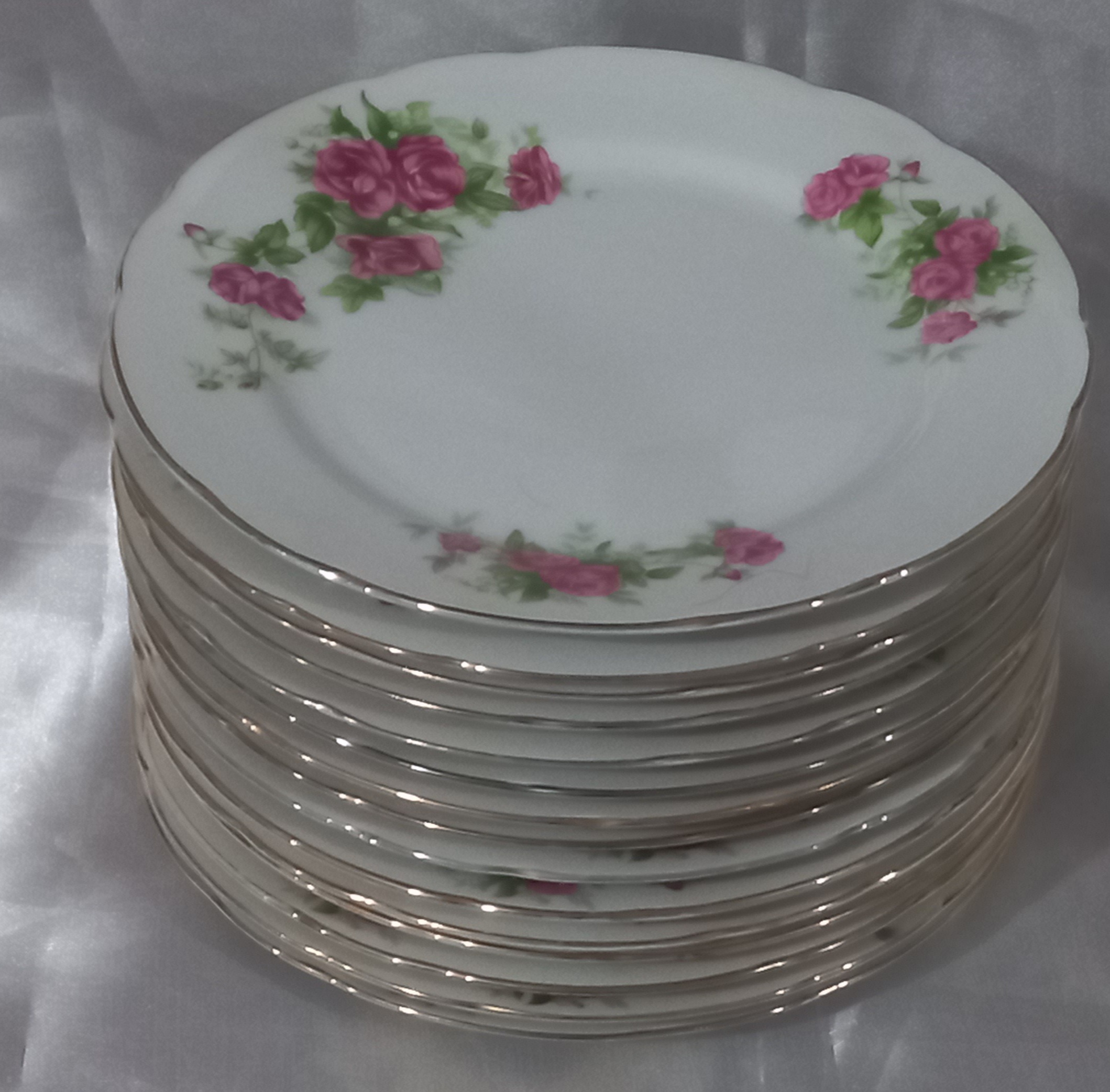 پیش دستی. چینی. گل سرخی. ژاپنی. استفاده نشده