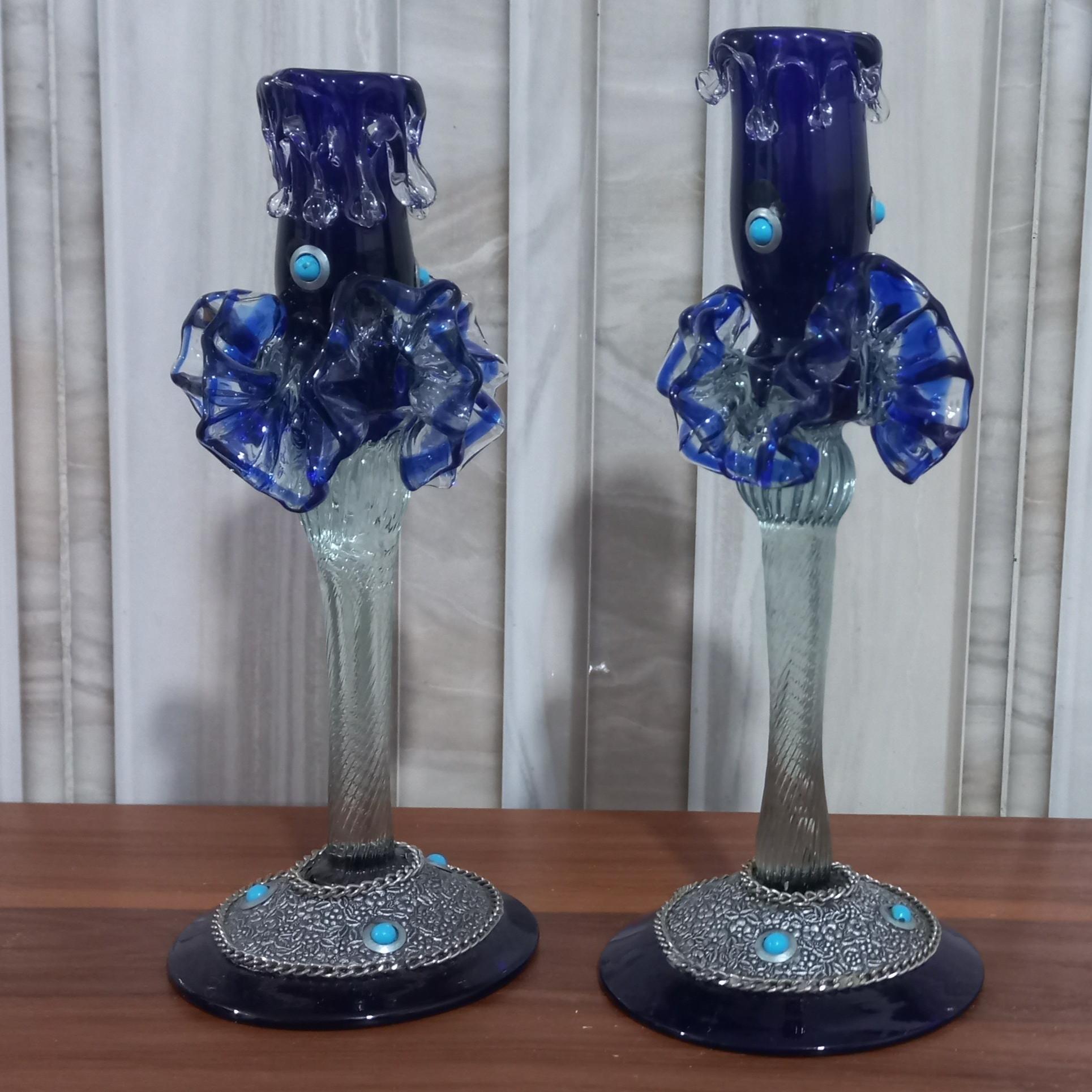 شمعدان قدیمی. شیشه ای